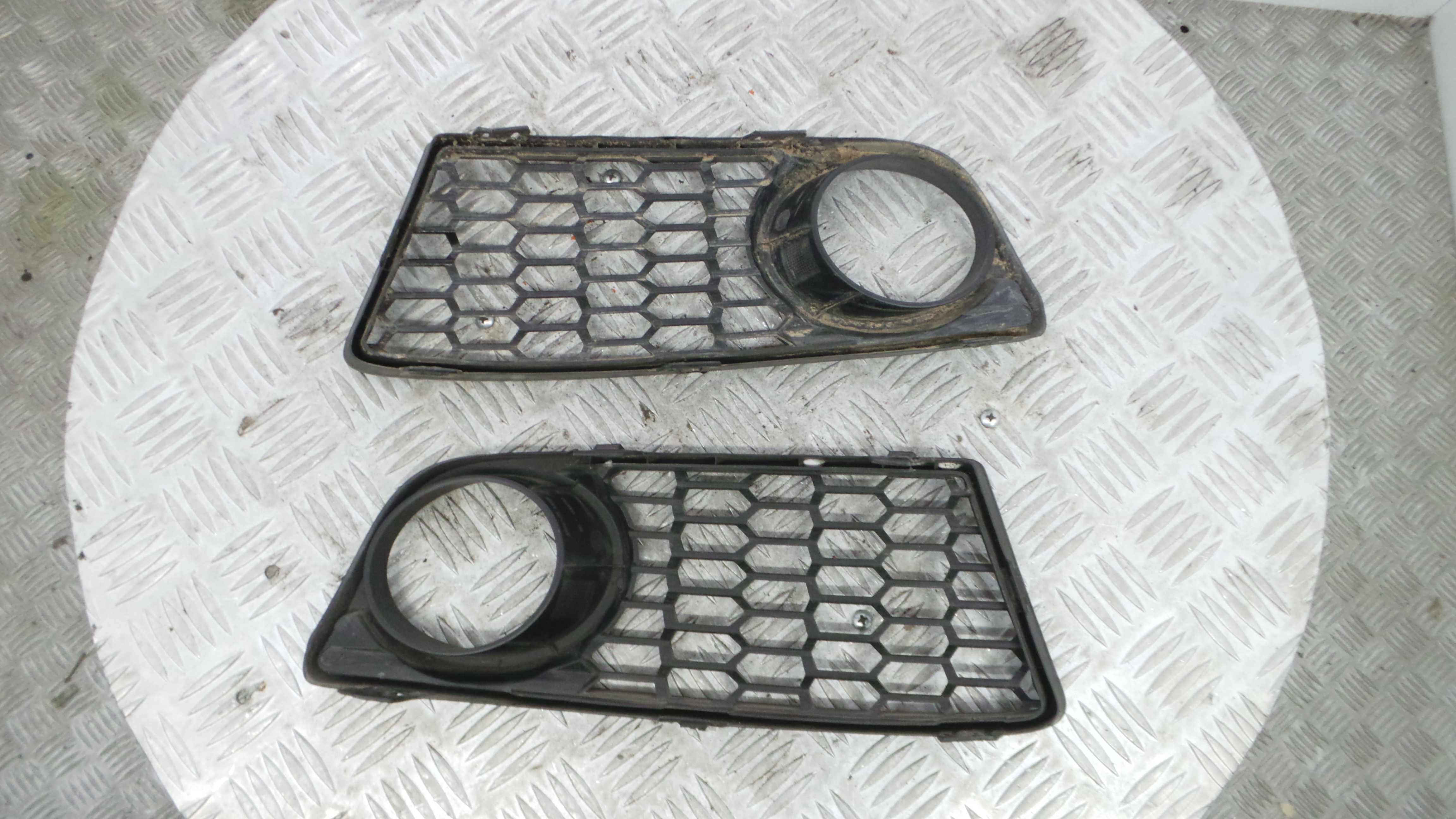 Grelha do Pára-Choques da Frente 51.11-8048967 - BMW 1 (F20), 1 Sports Hatch (F20)-36059323