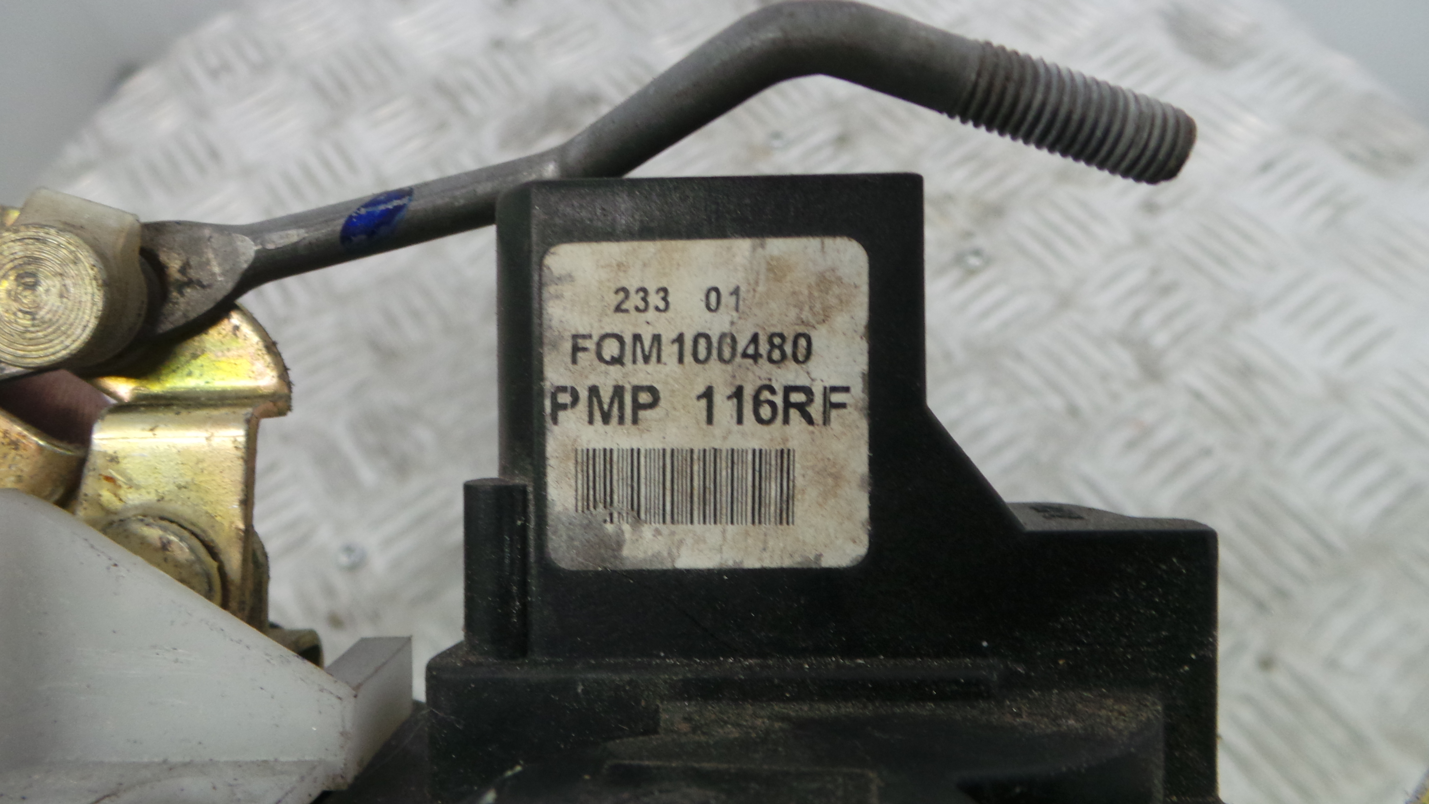 Fecho da Porta Trás Dto FQM100480 - ROVER 45 I Hatchback (RT)-36059476