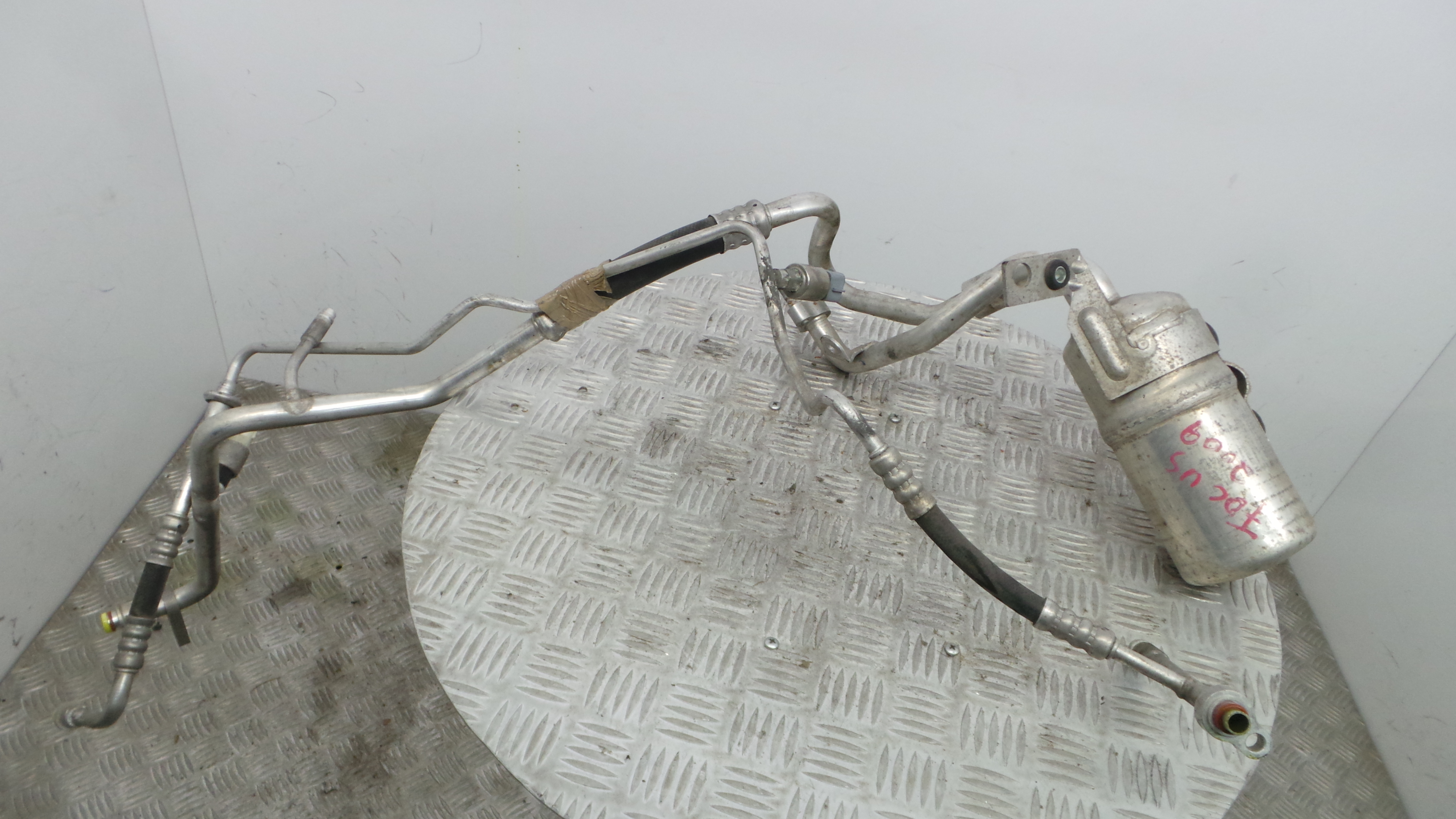 Tubos De Ar Condicionado 95BW-19E561-AA - FORD FOCUS II (DA_, HCP, DP)-36059974