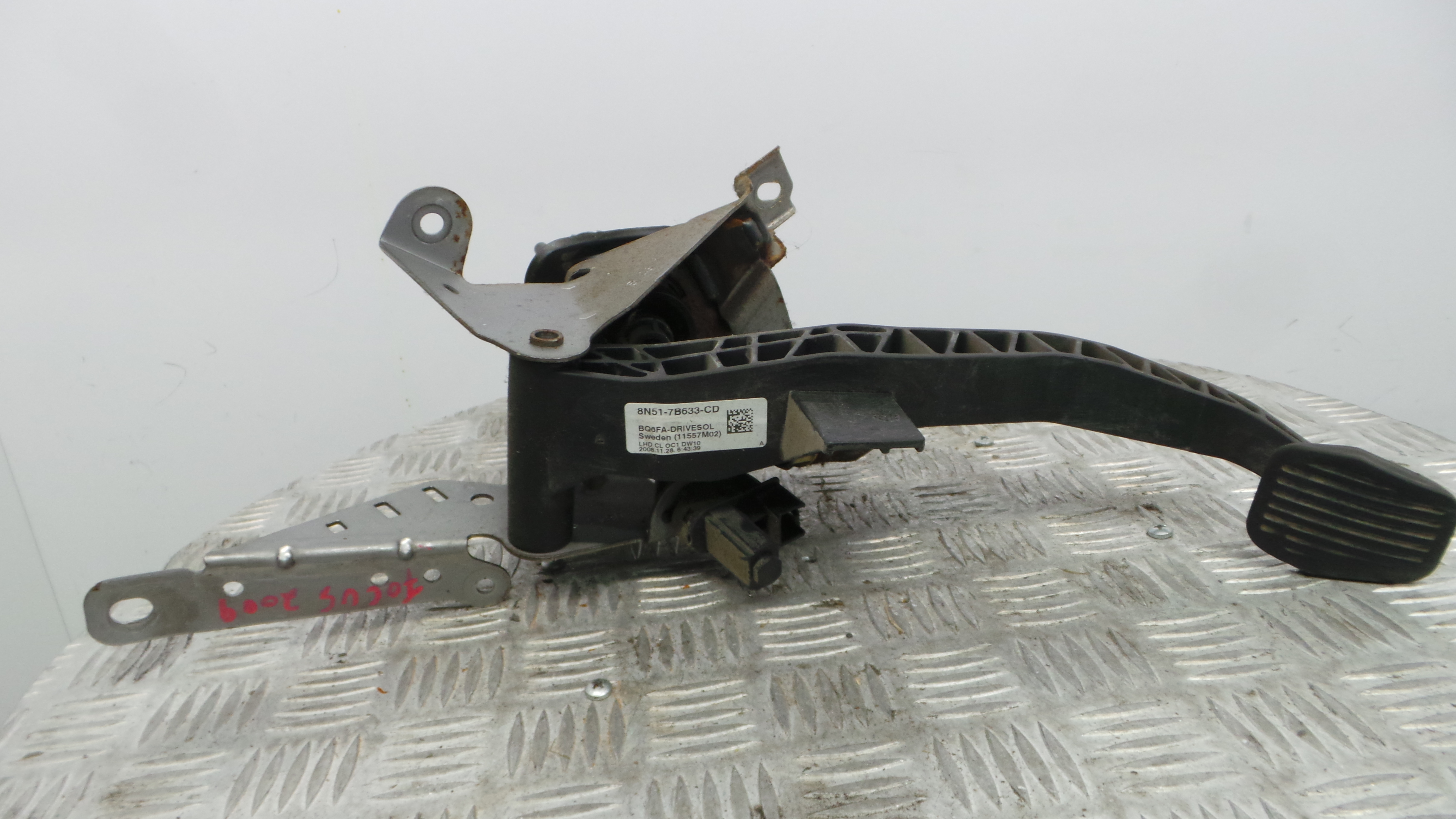 Pedal de Embraiagem 8N51-7B633-CD - FORD FOCUS II (DA_, HCP, DP)-36059980