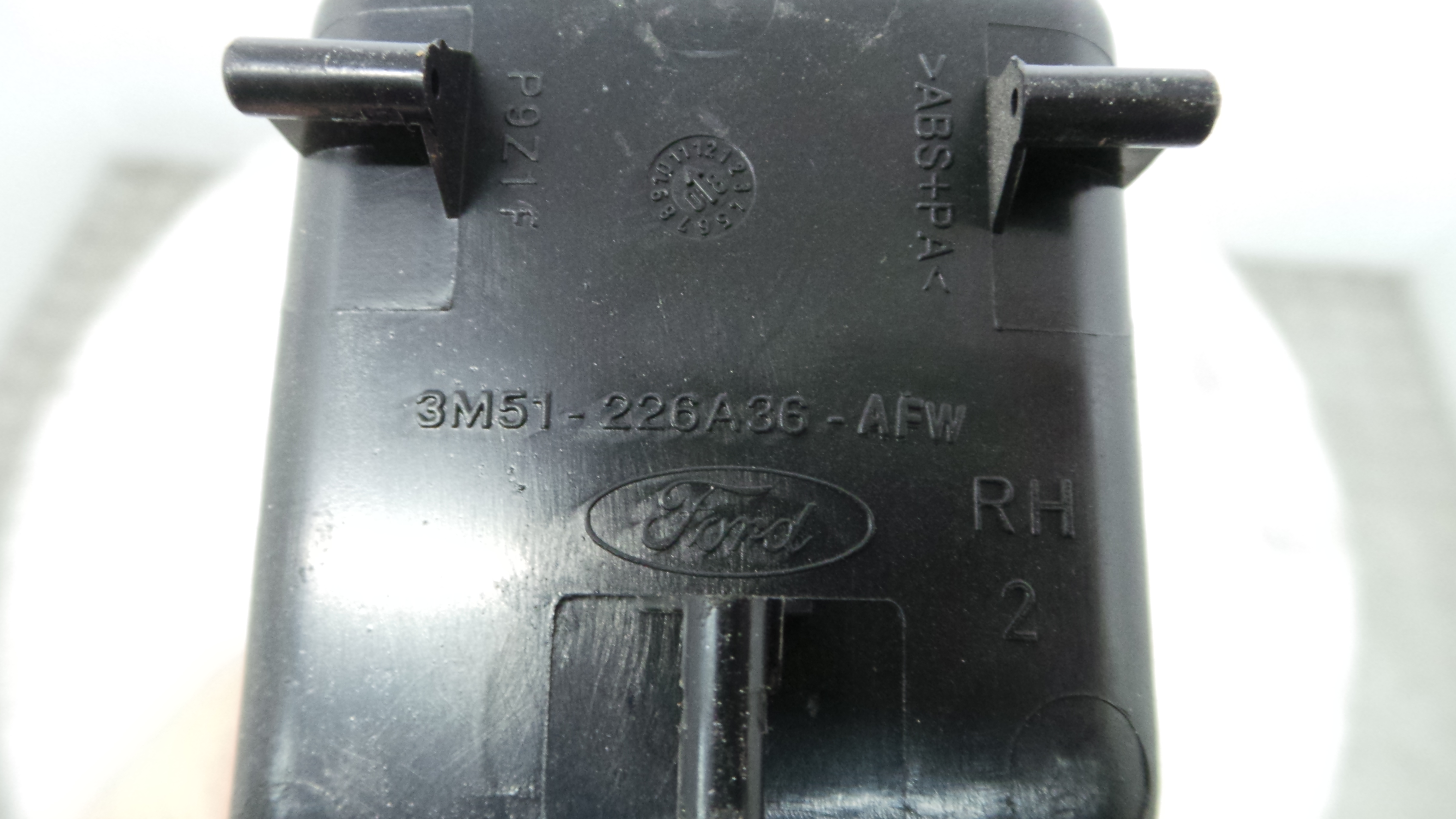 Puxador Interior Traseiro Direita 3M51-226A36-AFW - FORD FOCUS II Station Wagon (DA_, FFS, DS), FOCU-36060002