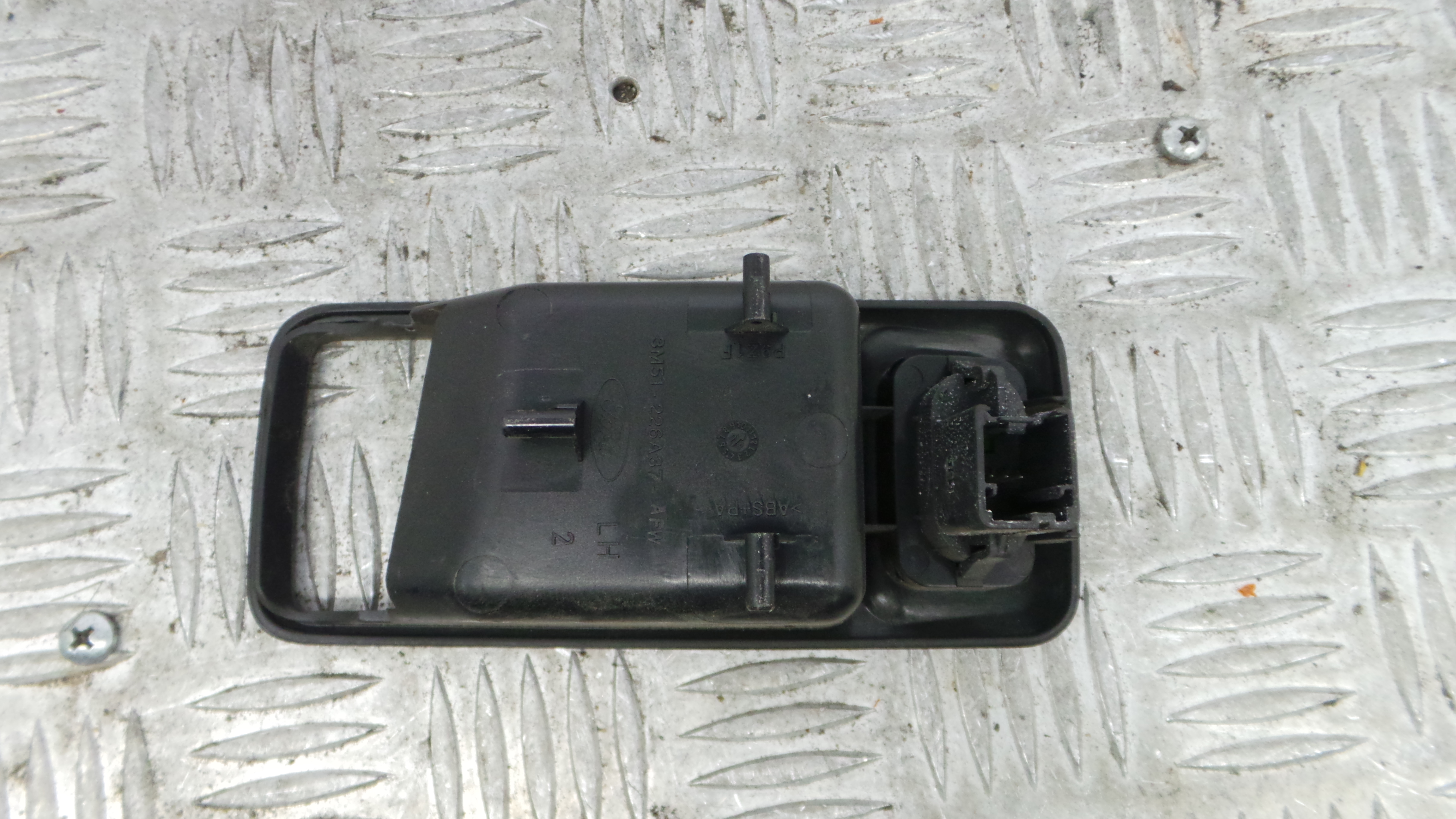 Puxador Interior Traseiro Esquerdo  3M51-226A37-AFW - FORD FOCUS II Station Wagon (DA_, FFS, DS), FO-36060005