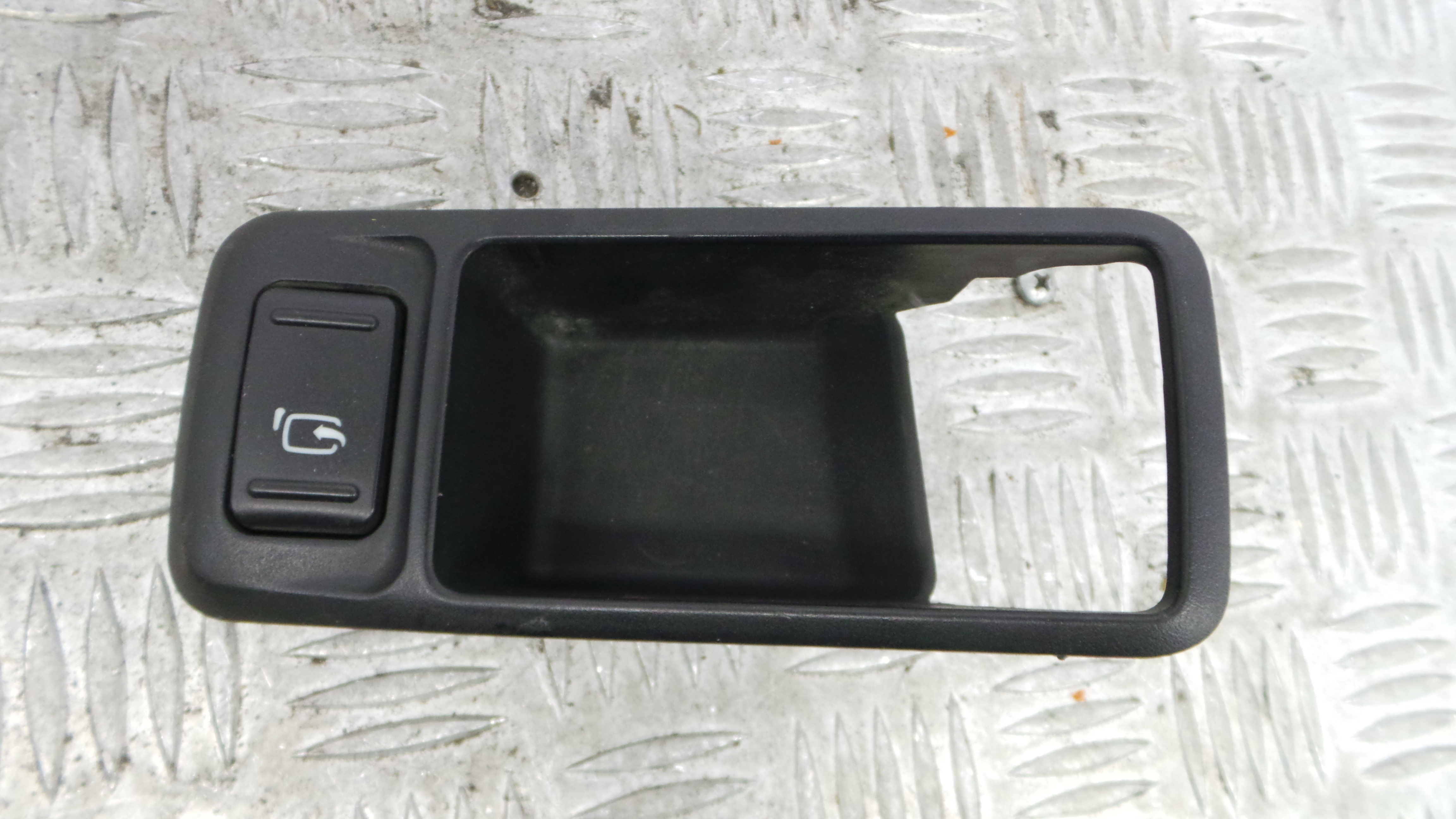 Puxador Interior Frente Esquerdo 3M51-226A37-AFW - FORD FOCUS II Station Wagon (DA_, FFS, DS), FOCUS-36060012