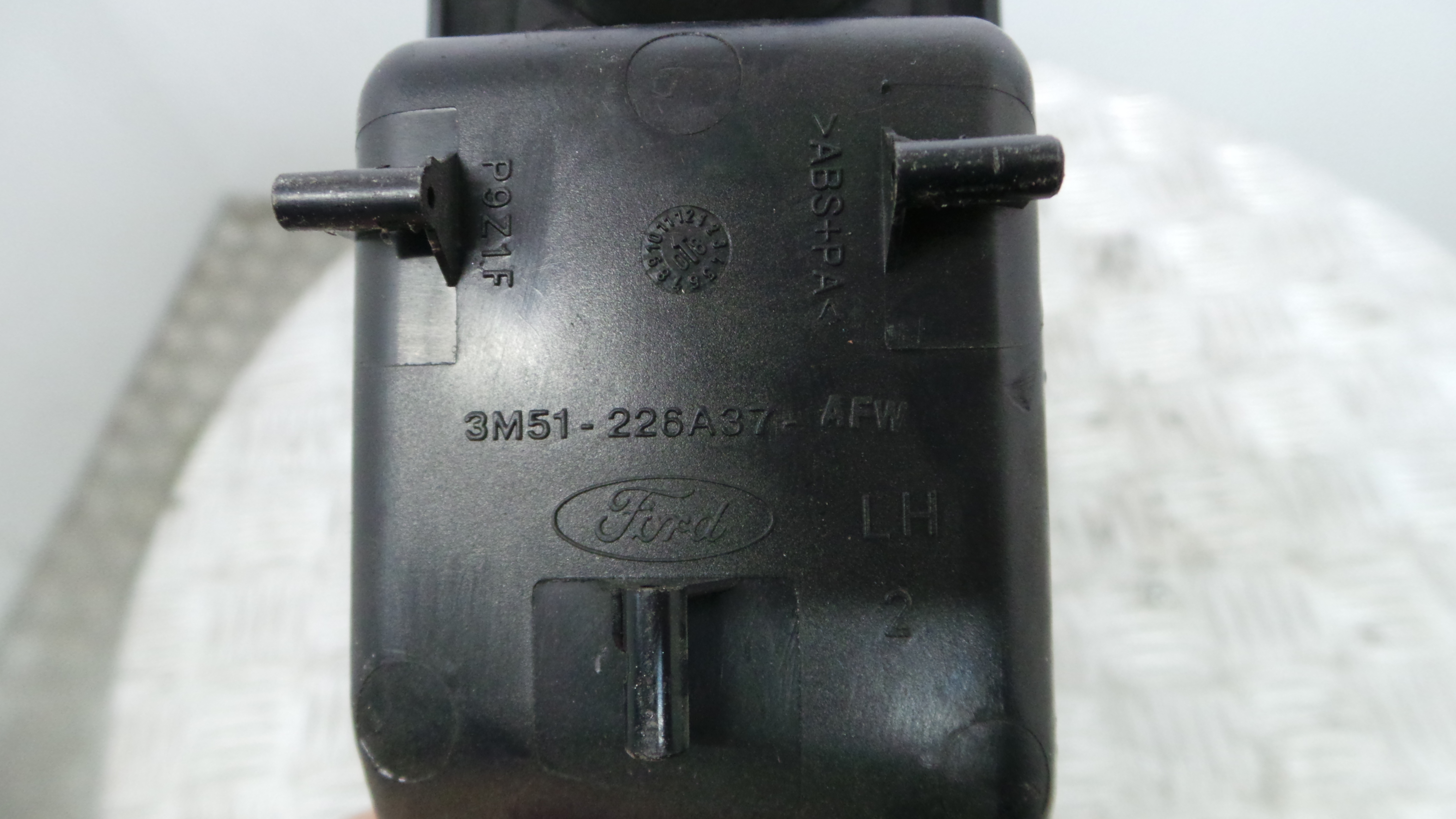 Puxador Interior Frente Esquerdo 3M51-226A37-AFW - FORD FOCUS II Station Wagon (DA_, FFS, DS), FOCUS-36060012