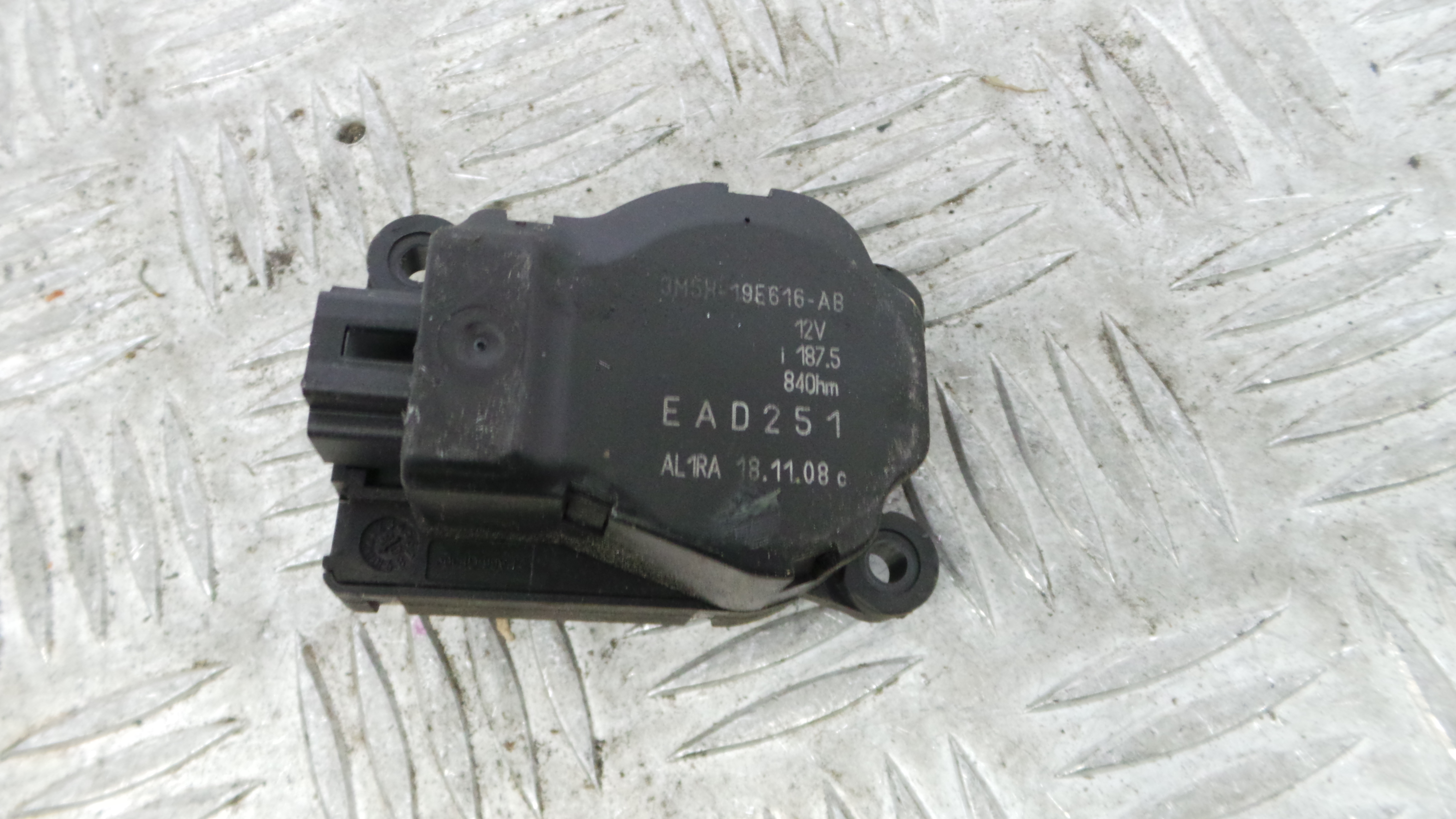 Atuador do Circuito de Ar  3M5H-19E616-AB - FORD FOCUS II Station Wagon (DA_, FFS, DS), FOCUS II Tur-36060259