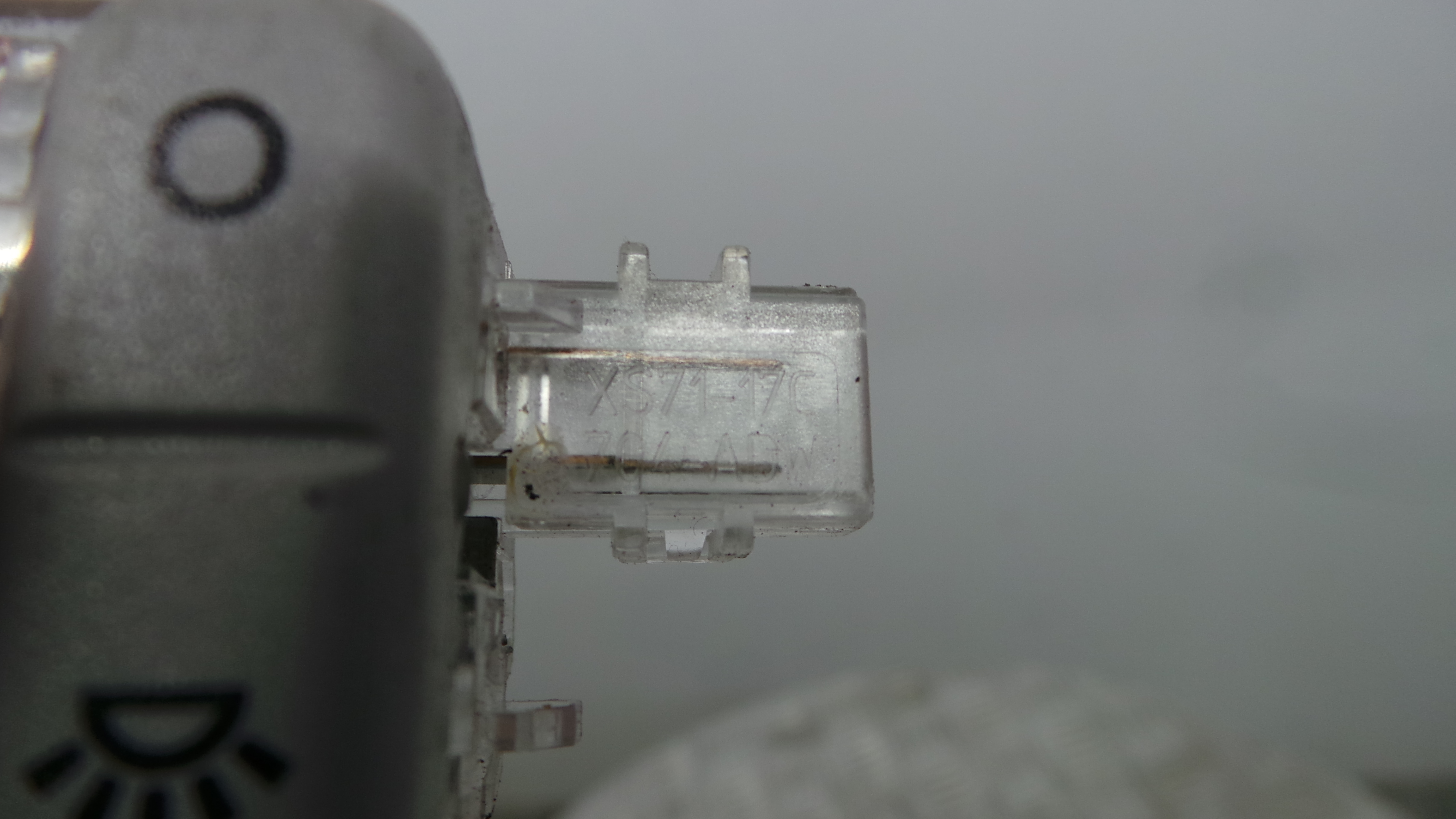 Plafonier Teto XS71-17C704-ADW - FORD FOCUS II Station Wagon (DA_, FFS, DS), FOCUS II Turnier (DA_, -36060735