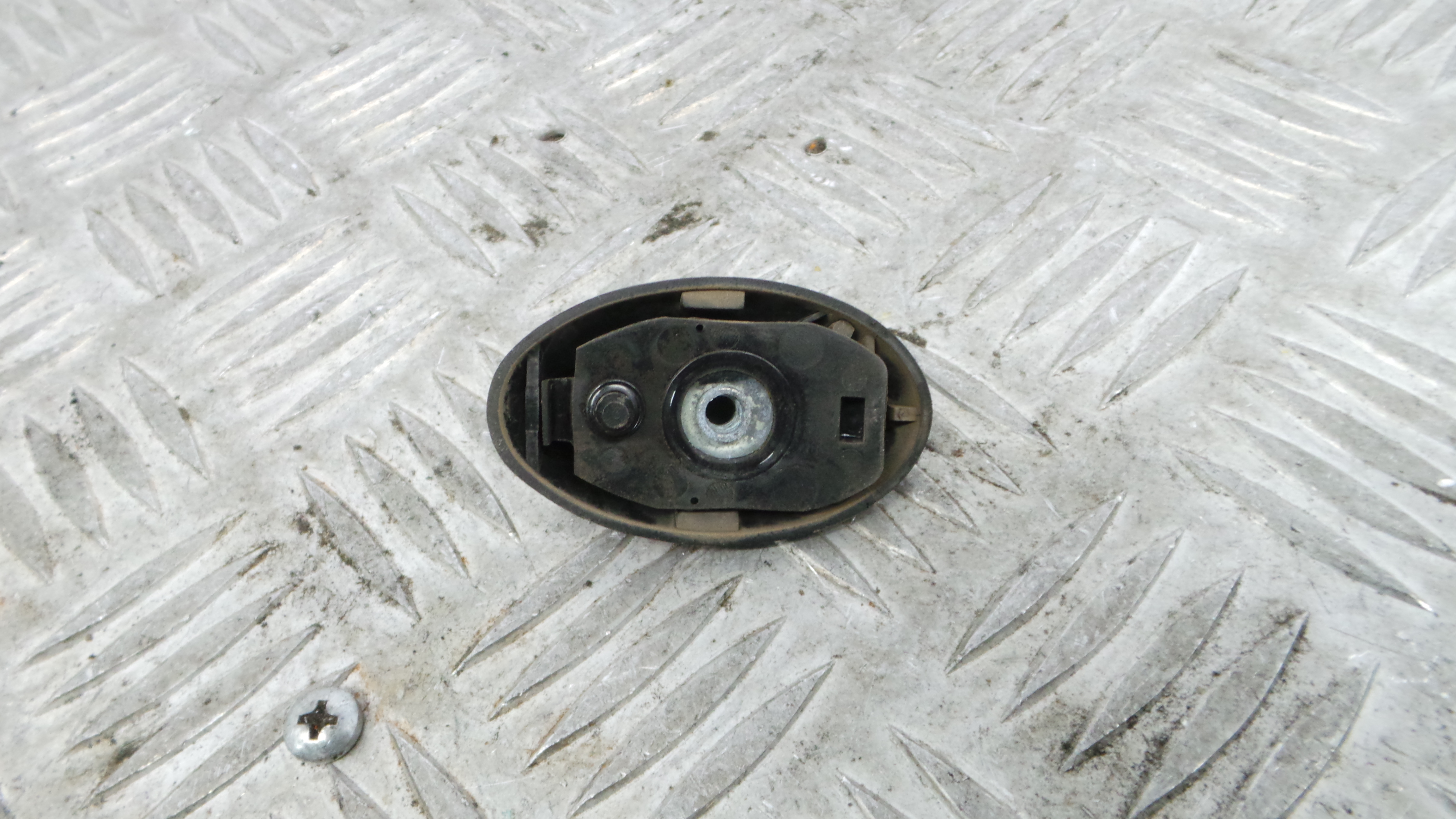 Antena  - FORD FOCUS II Station Wagon (DA_, FFS, DS), FOCUS II Turnier (DA_, FFS, DS)-36060744