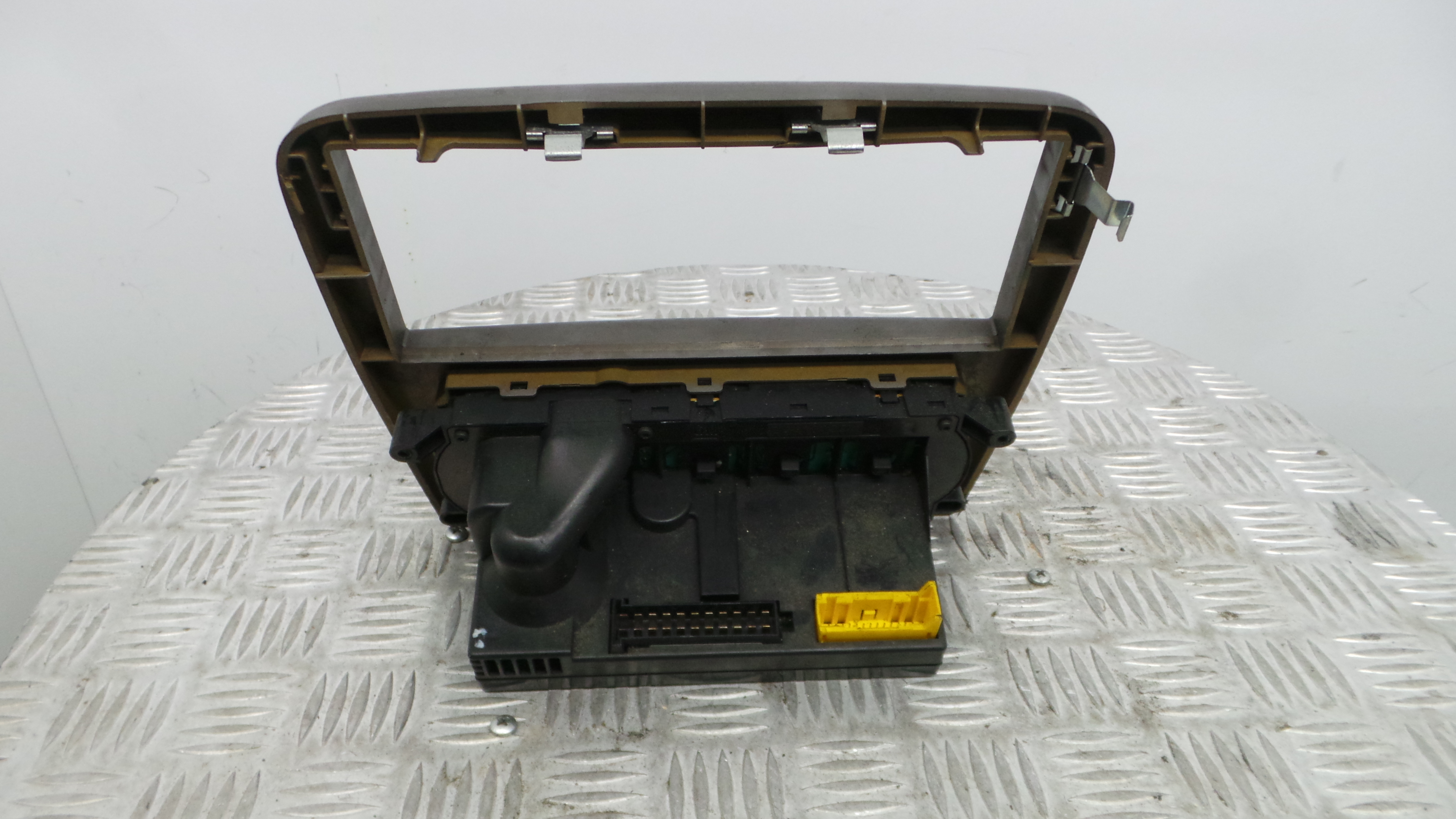 Comando da Chauffage  24410109 - OPEL VECTRA B Combi (J96)-36062922