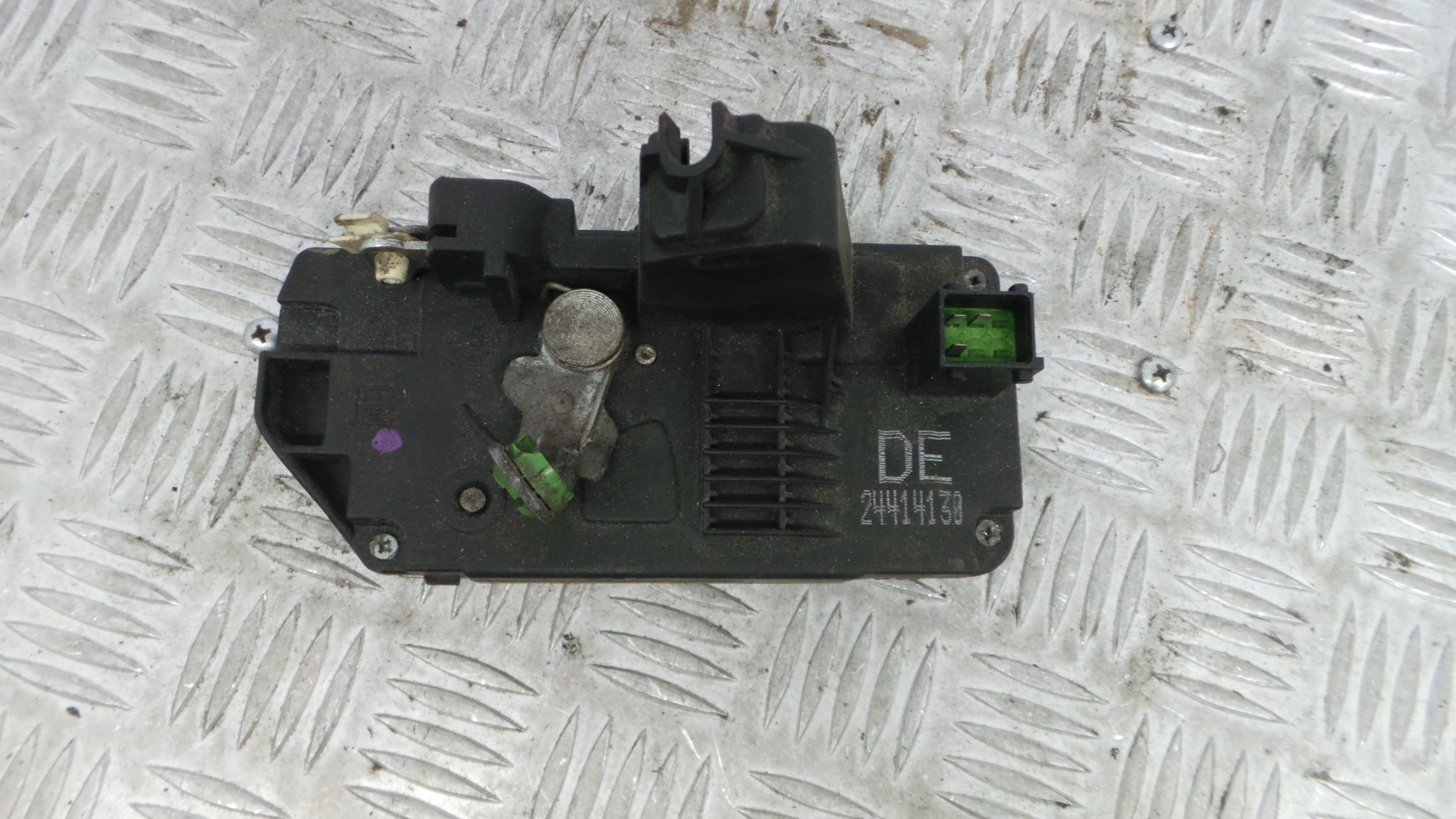 Fecho da Porta Trás Esq 24414130 - OPEL VECTRA B Combi (J96)-36062931