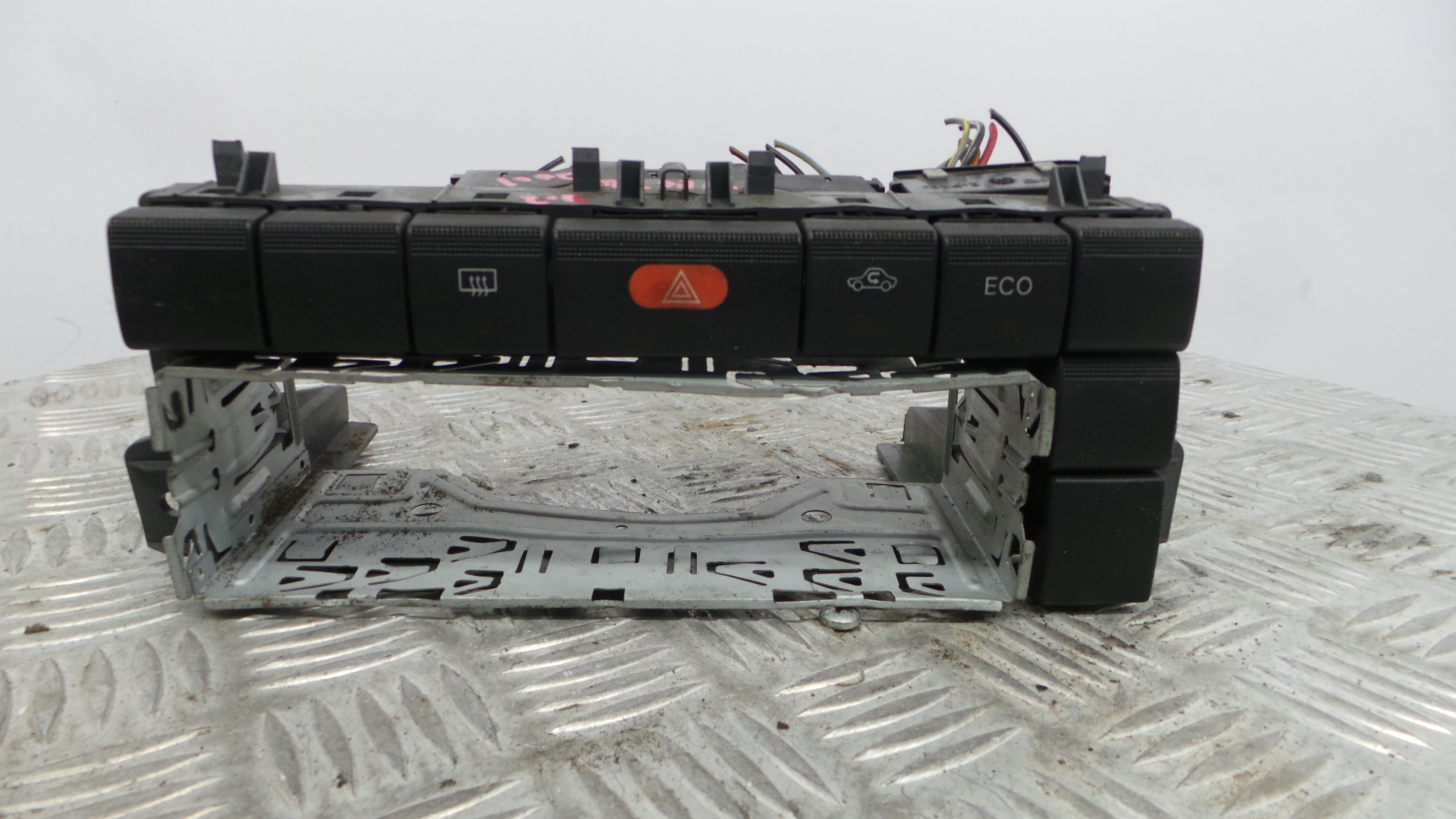 Botões da Consola  90568278 - OPEL VECTRA B Combi (J96)-36062959