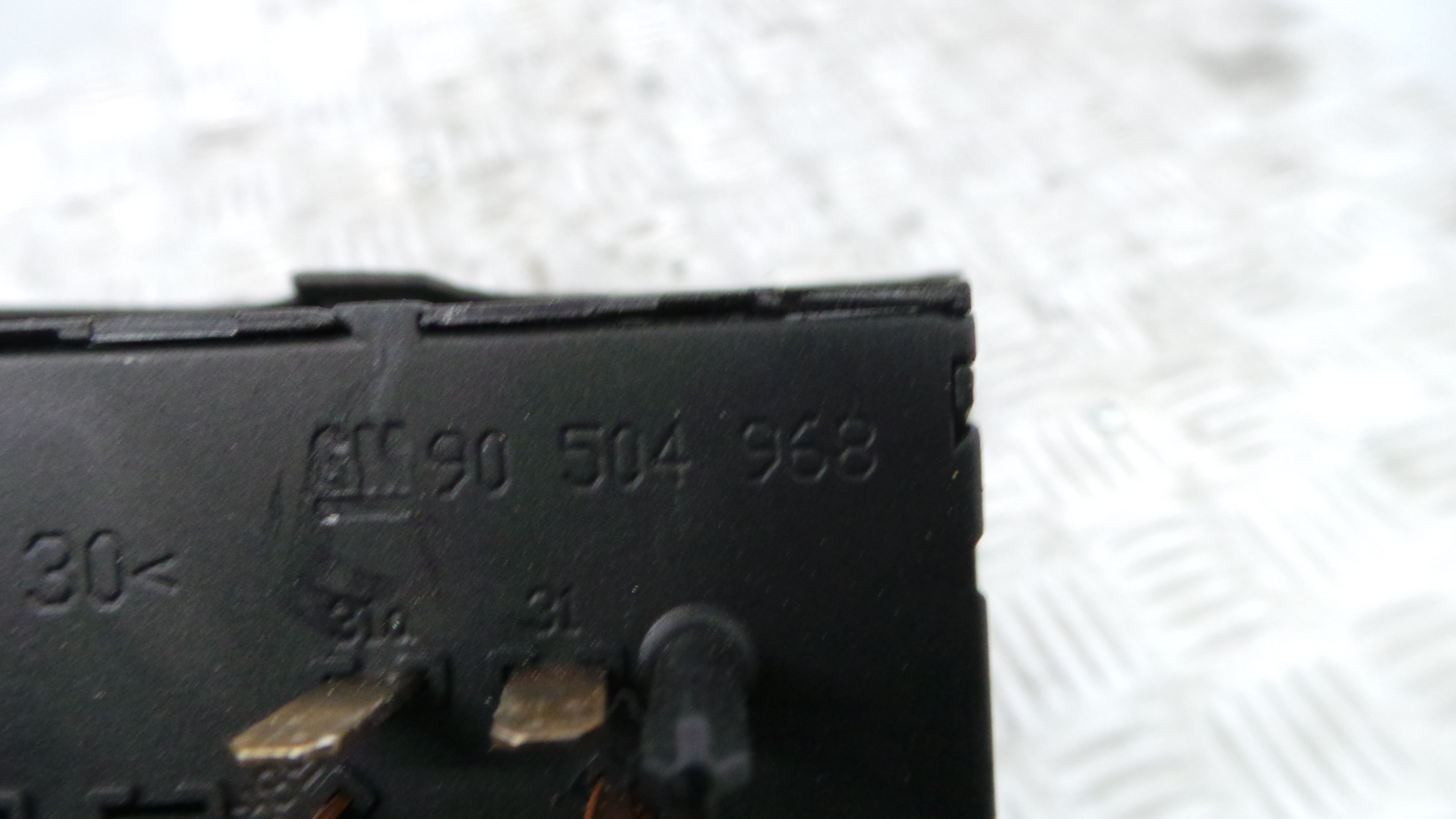 Comando das luzes  90504968 - OPEL VECTRA B Combi (J96)-36062965