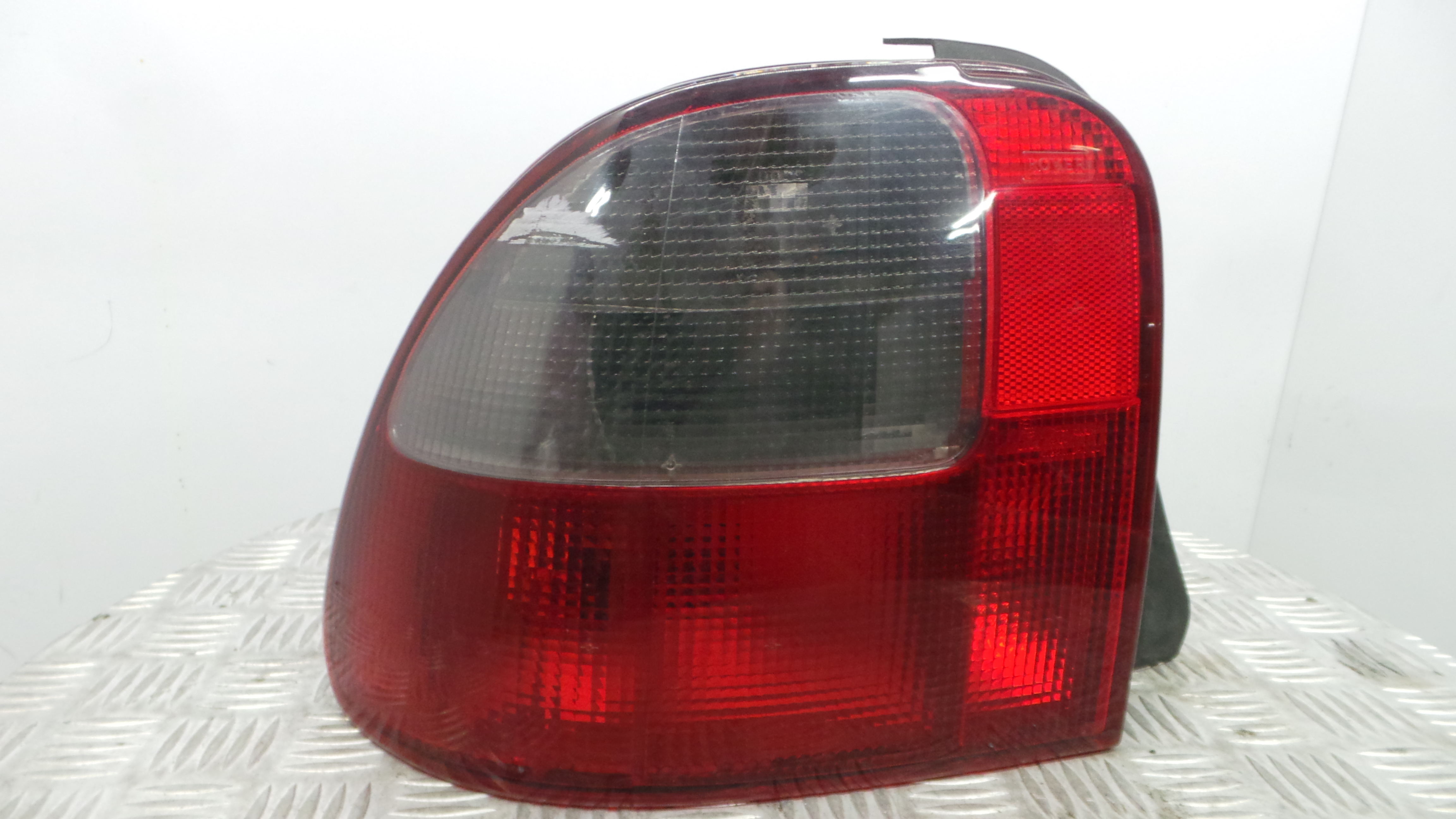 Farolim Stop Esq ZUA000710 - ROVER 45 I Hatchback (RT)-36139064 Farolim Stop Esq ZUA000710 - ROVER 45 I Hatchback (RT)-36139064