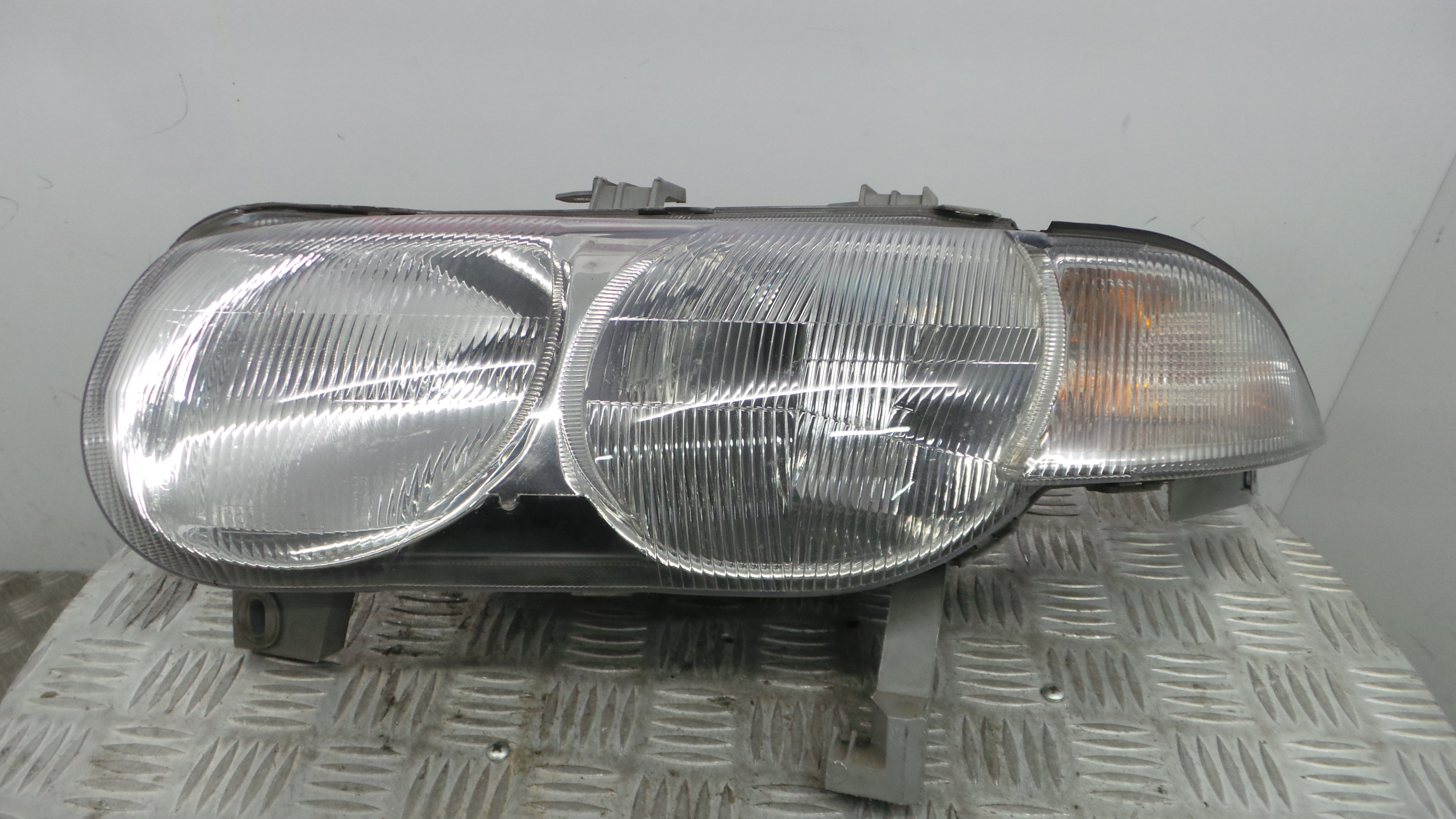 Ótica Esq 94FR40230748 - ROVER 45 I Hatchback (RT)-36139066 Ótica Esq 94FR40230748 - ROVER 45 I Hatchback (RT)-36139066