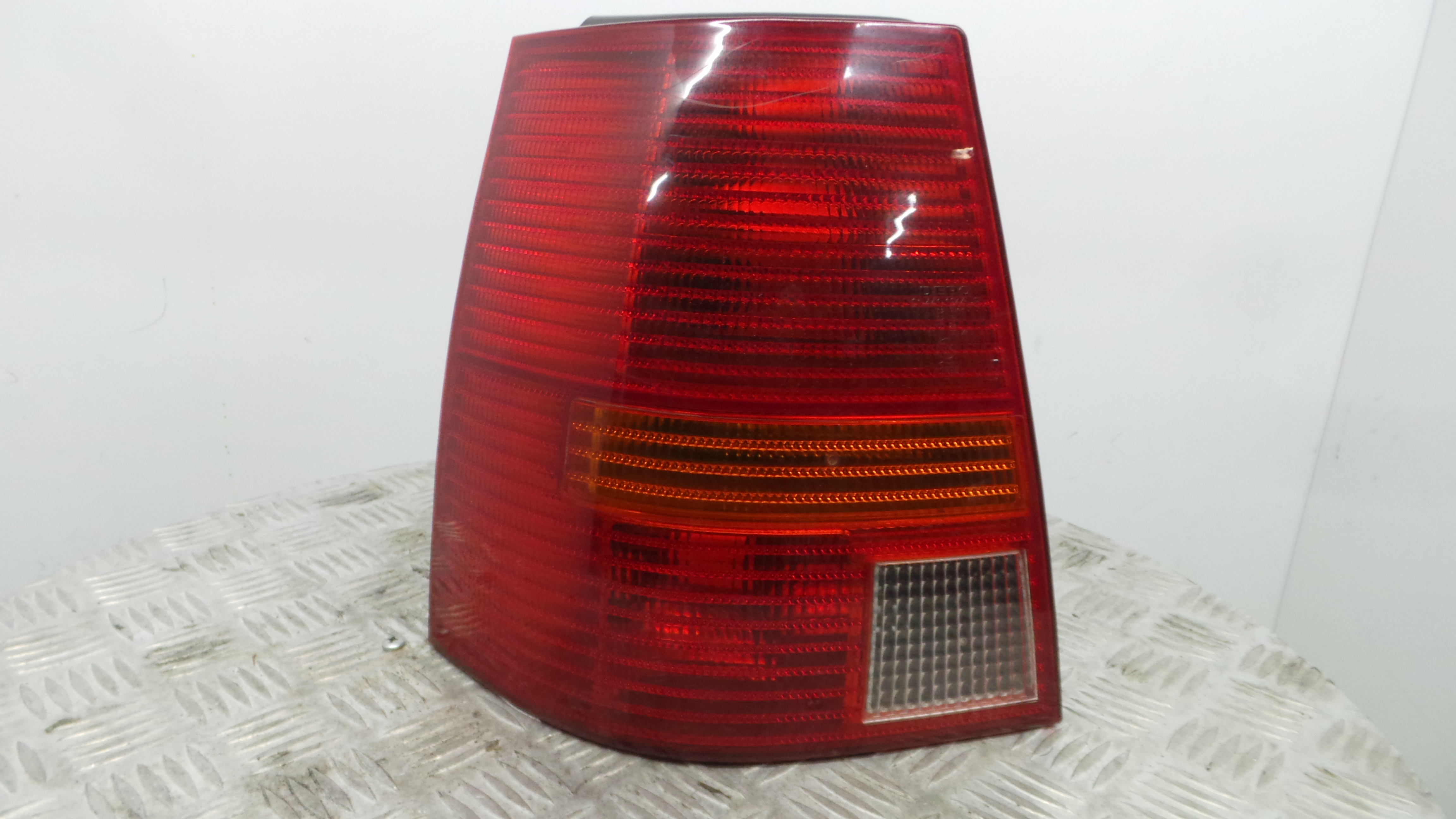 Farolim Stop Esq 01-441-1944L-R - VW GOLF VAN IV Variant (1J5)-36140240 Farolim Stop Esq 01-441-1944L-R - VW GOLF VAN IV Variant (1J5)-36140240