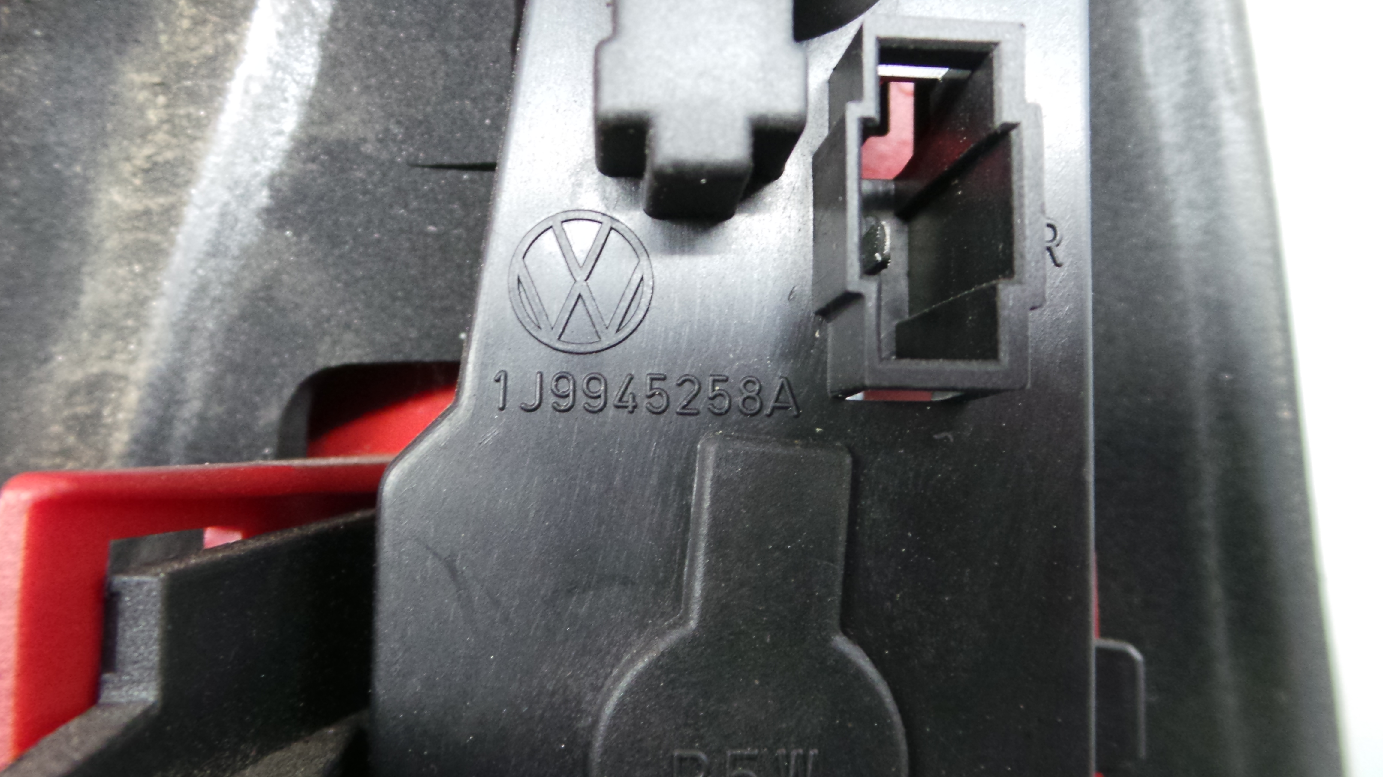 Farolim Stop Dto 284302 - VW GOLF VAN IV Variant (1J5)-36140244