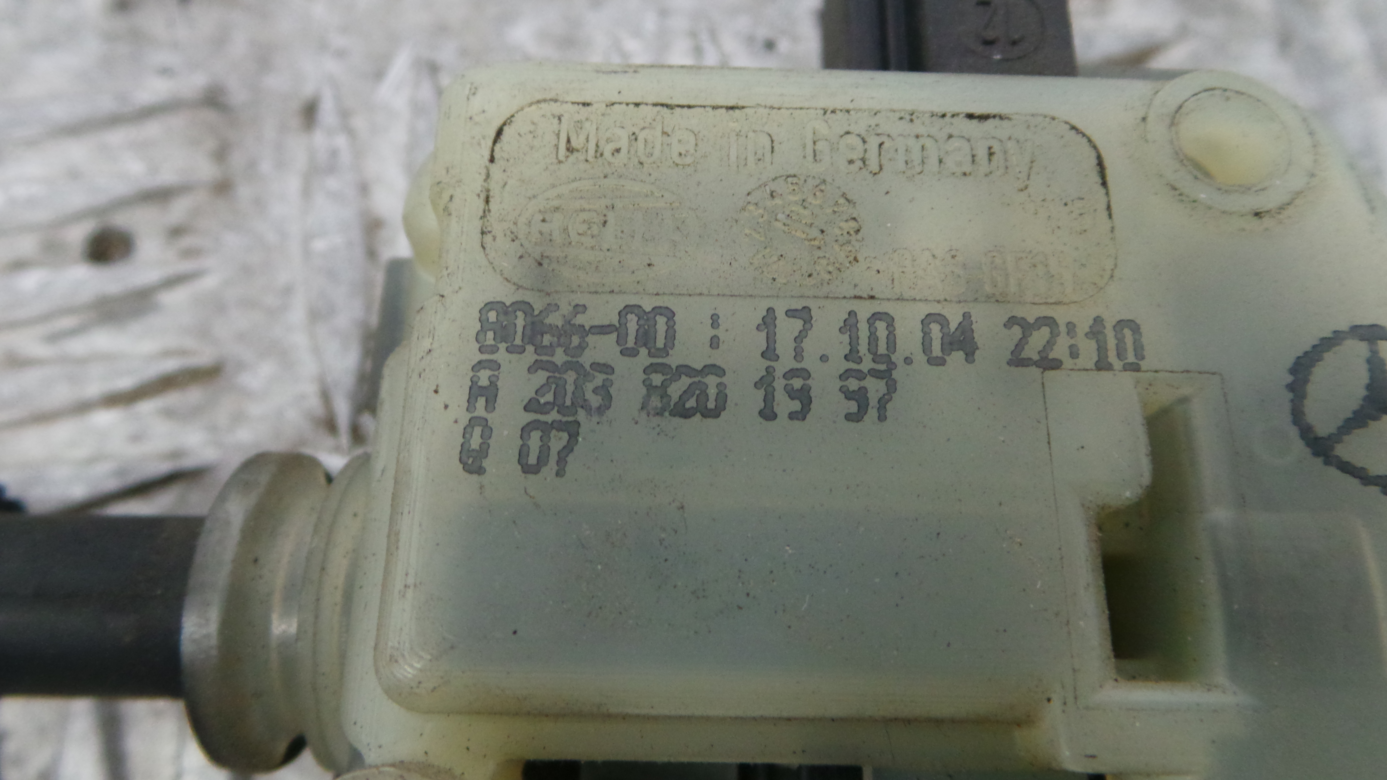 Pistola Deposito Combustivel A2038201997 - MERCEDES-BENZ C-CLASS Coupé (CL203), C-CLASS Coupe Sport-36141625