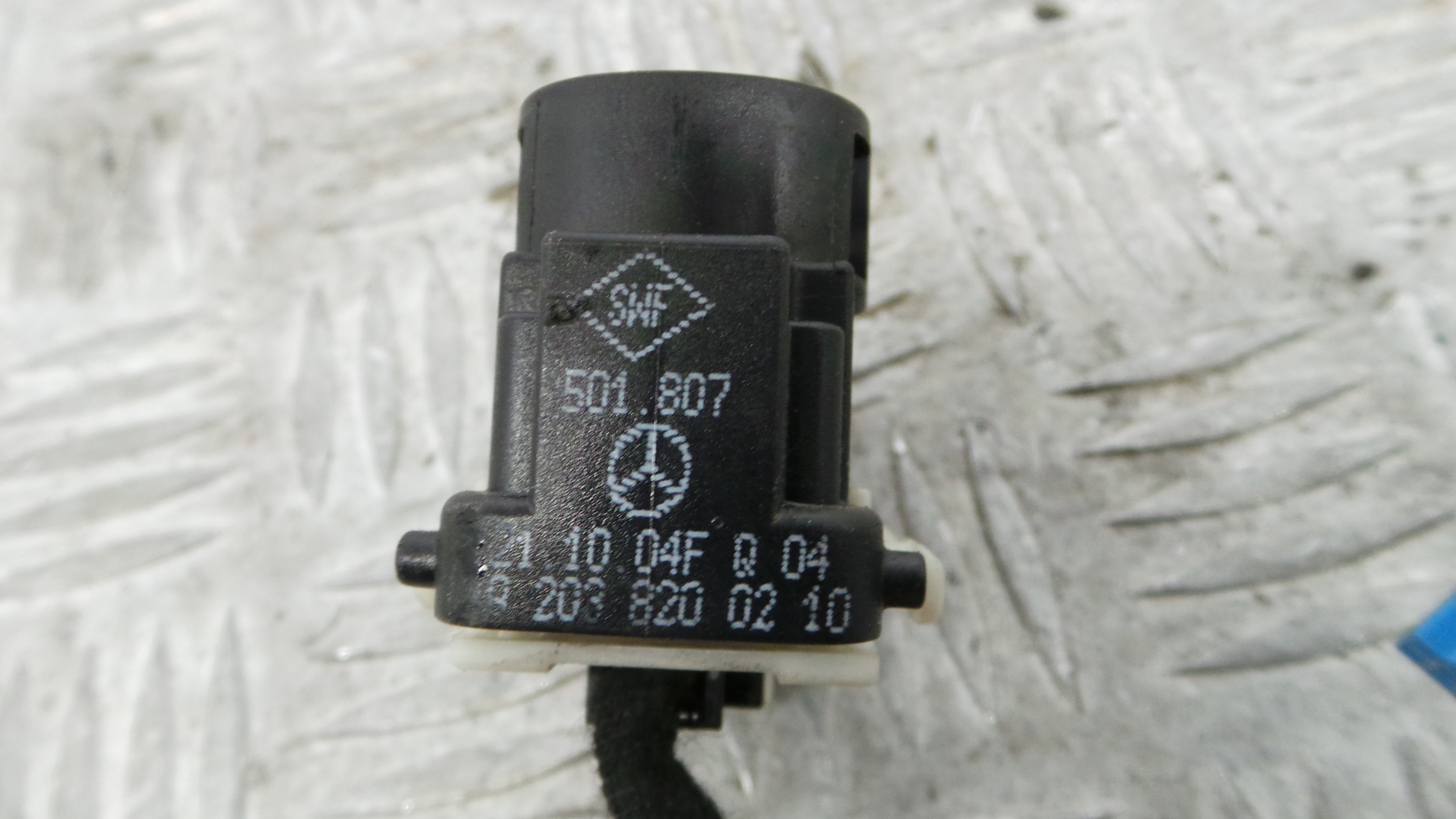 Interruptor / Comando Elevador Vidro Frente Dto  A2038200210 - MERCEDES-BENZ C-CLASS Coupé (CL203),-36141628