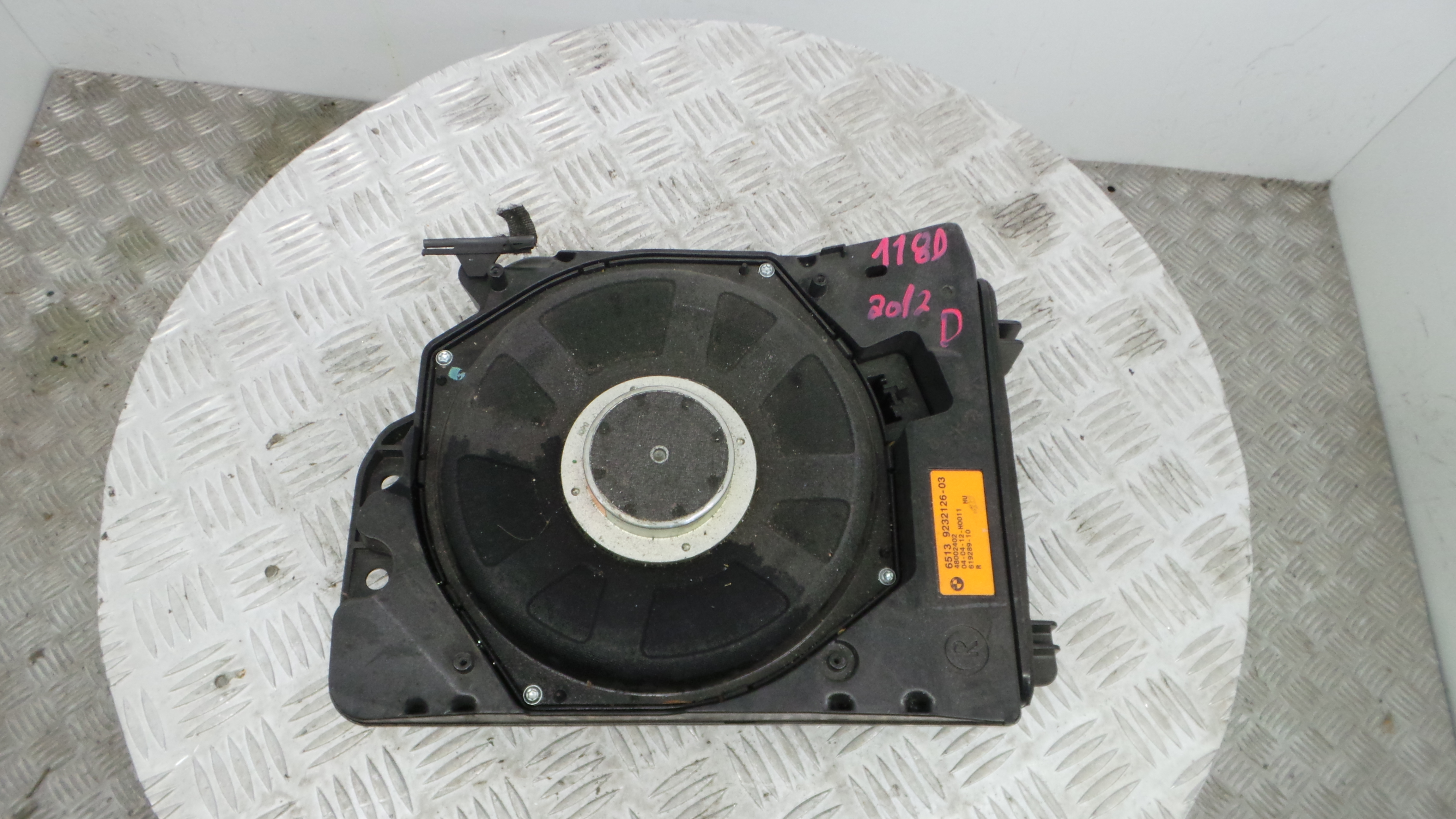 Subwoofers 65.13-9232126 - BMW 1 (F20), 1 Sports Hatch (F20)-36141647