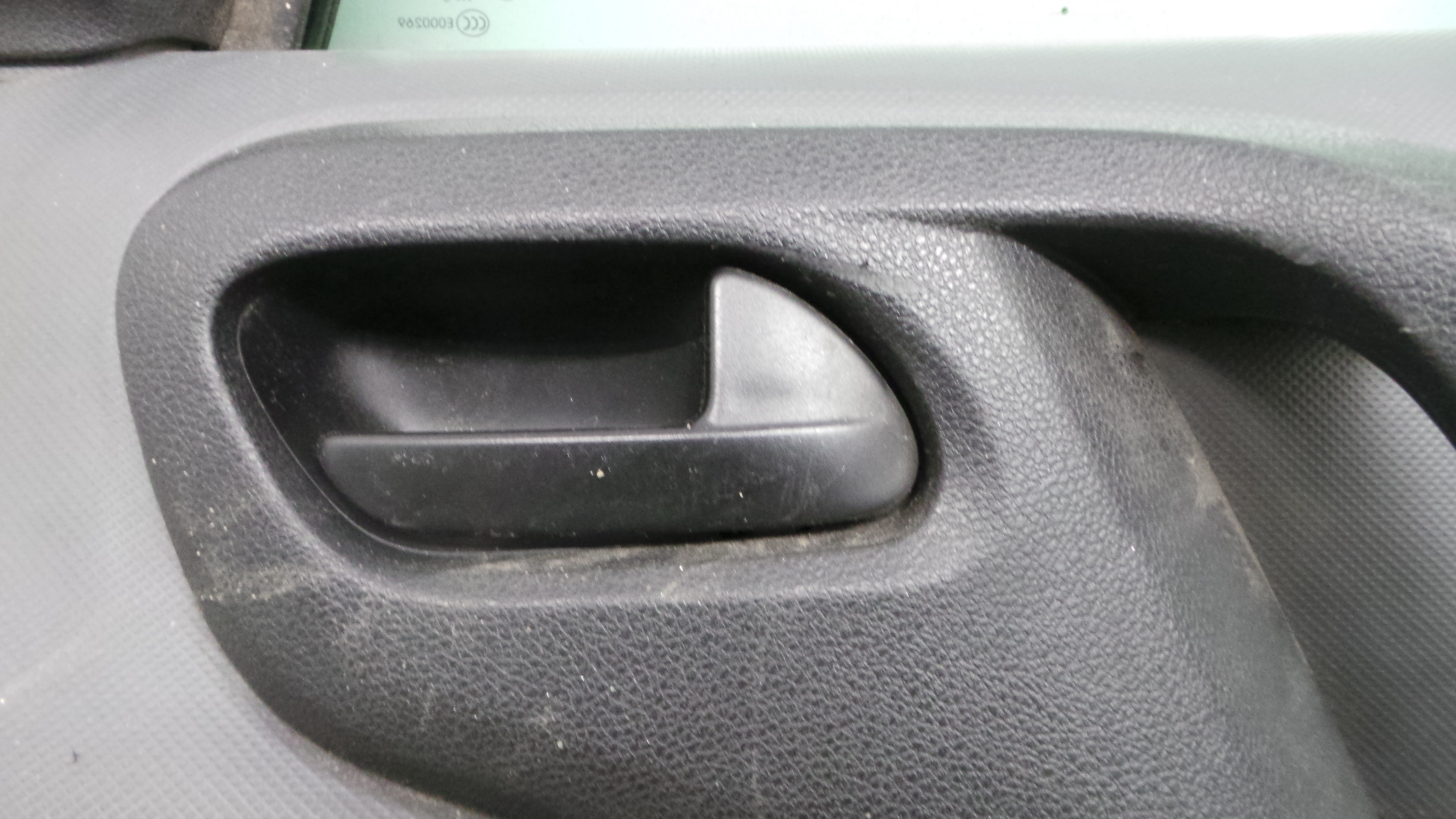 Puxador Interior Frente Direita 00009144C1 - PEUGEOT PARTNER Caixa/monovolume-36150415 Puxador Interior Frente Direita 00009144C1 - PEUGEOT PARTNER Caixa/monovolume-36150415