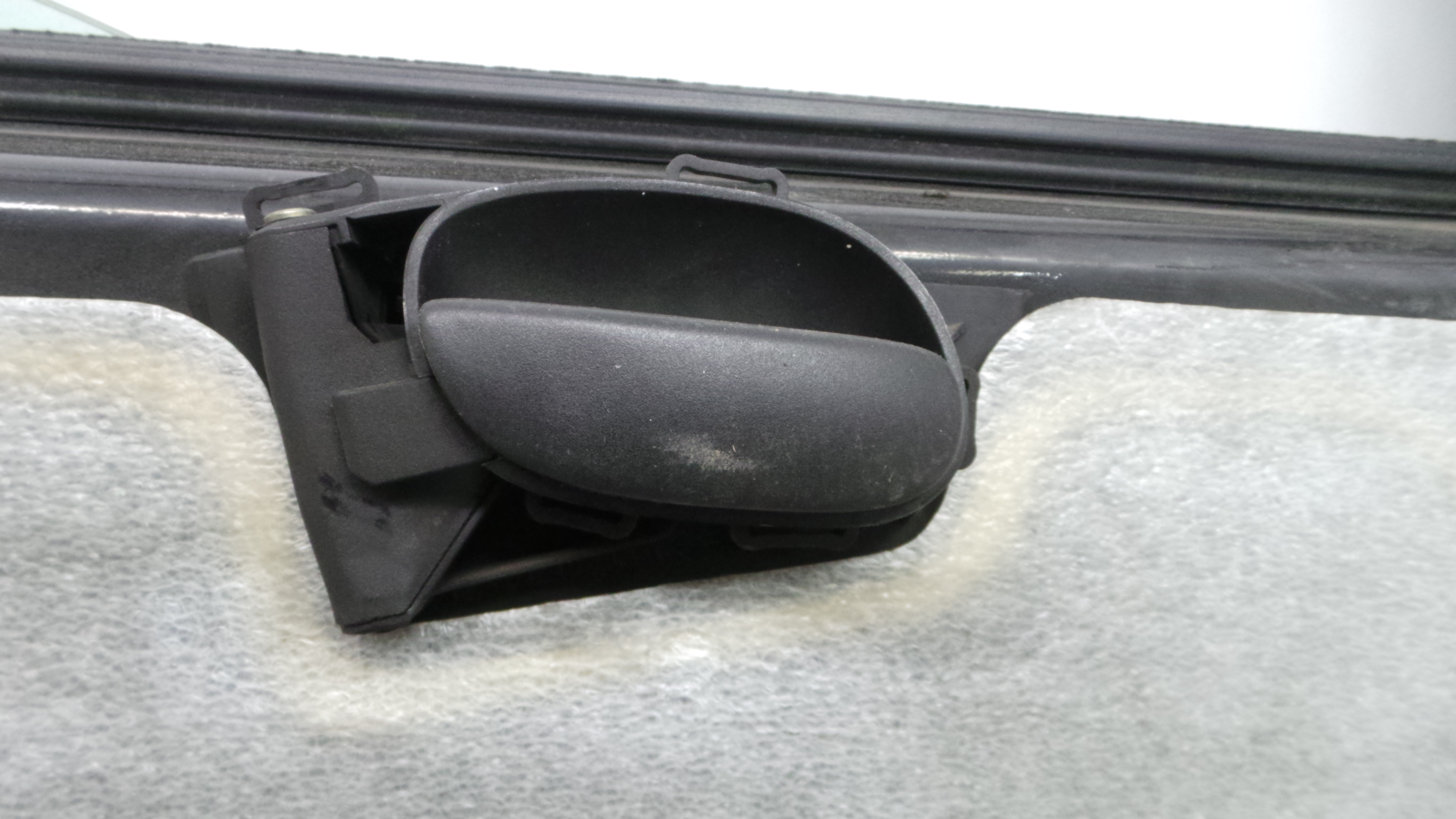 Puxador Interior Frente Esquerdo 00009143A3 - PEUGEOT 206 Hatchback (2A/C)-36151049