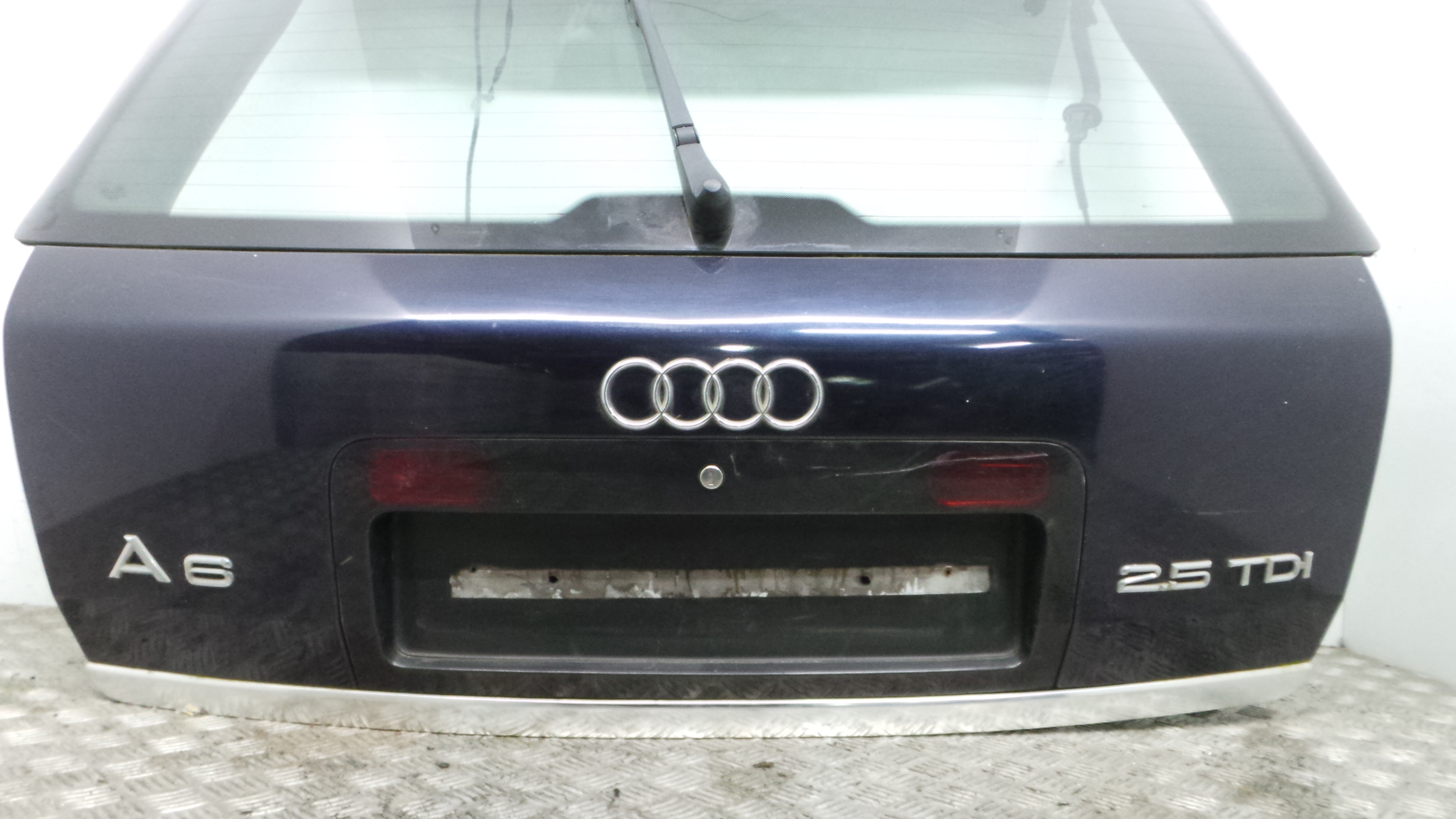 Tampa da Mala 4B9827023J - AUDI A6 C5 Avant (4B5)-36151098