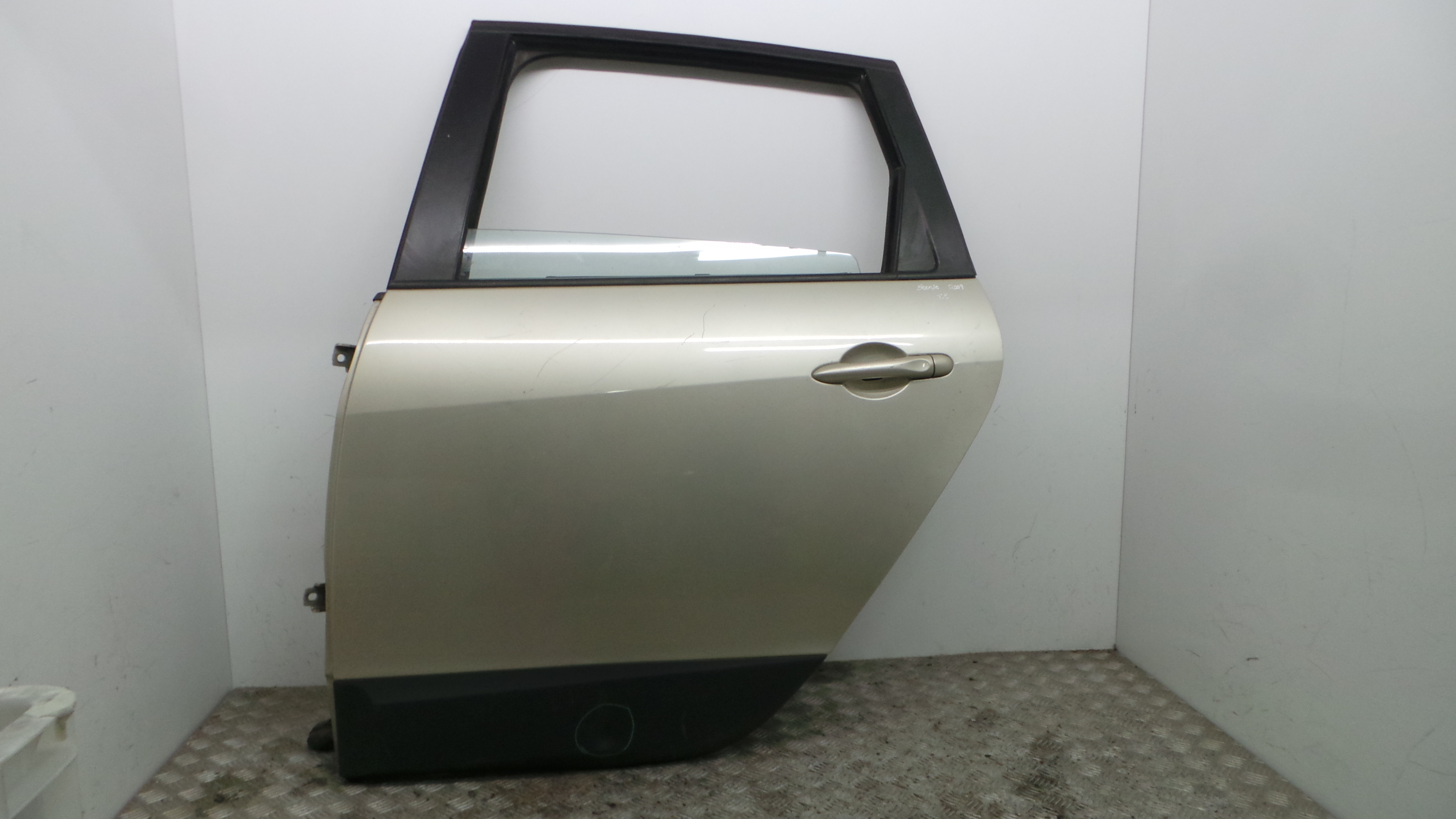 Porta Trás Esq 821017991R - RENAULT SCÉNIC III (JZ0/1_)-36151442