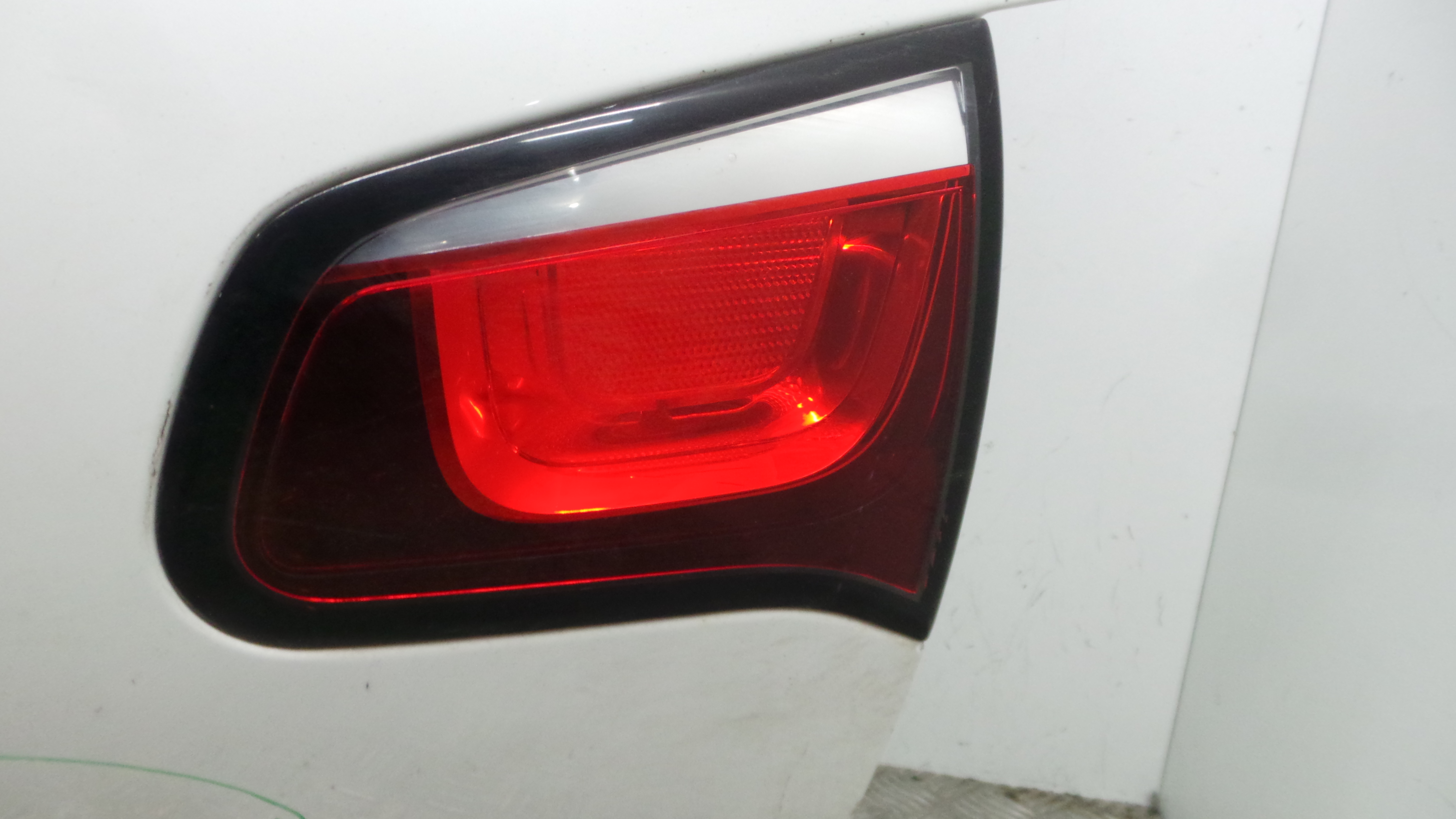 Farolim Mala trás Dto 00006351JC - CITROËN C3 II (SC_)-36154435