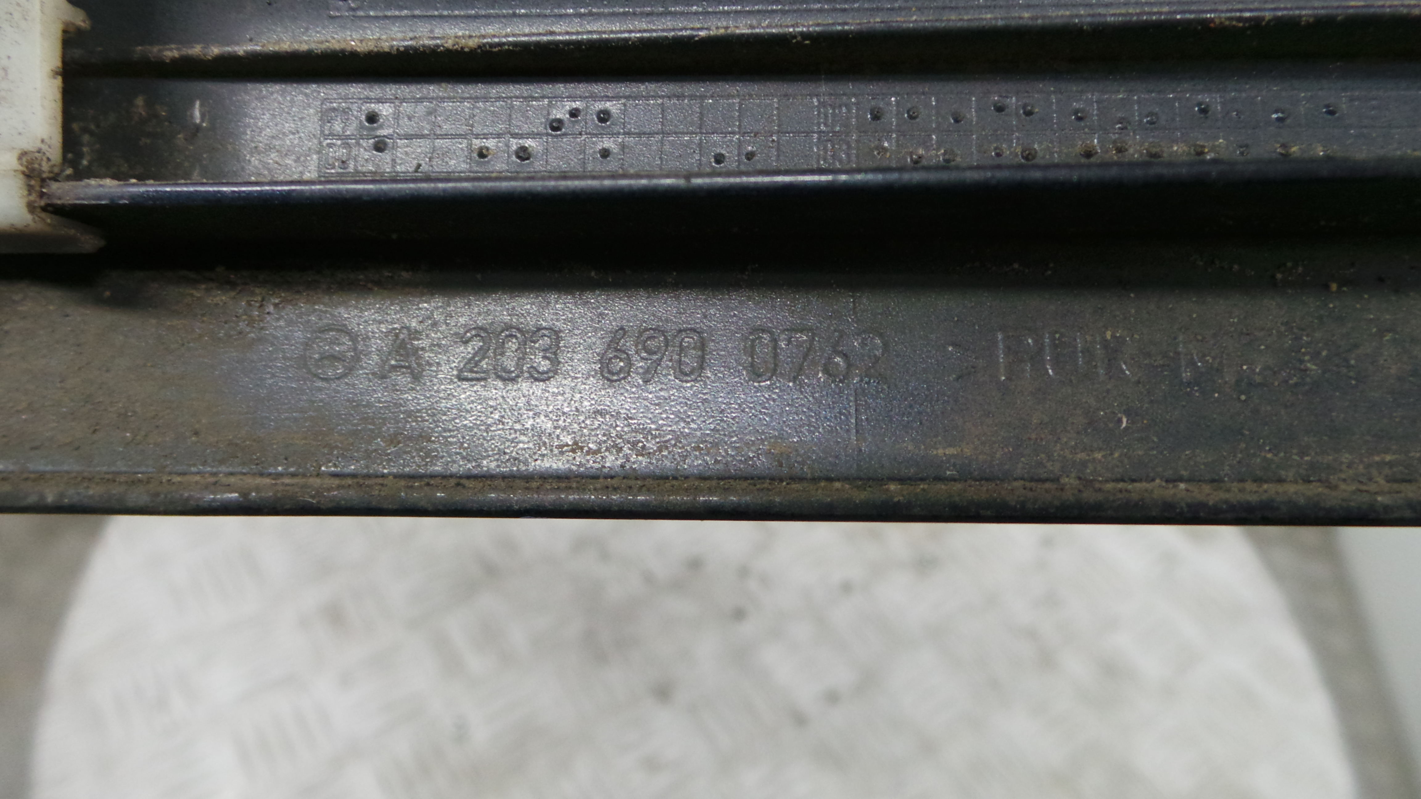 Friso Porta A2036900762 - MERCEDES-BENZ C-CLASS Coupé (CL203), C-CLASS Coupe Sport (CL203), C-CLASS-36157659