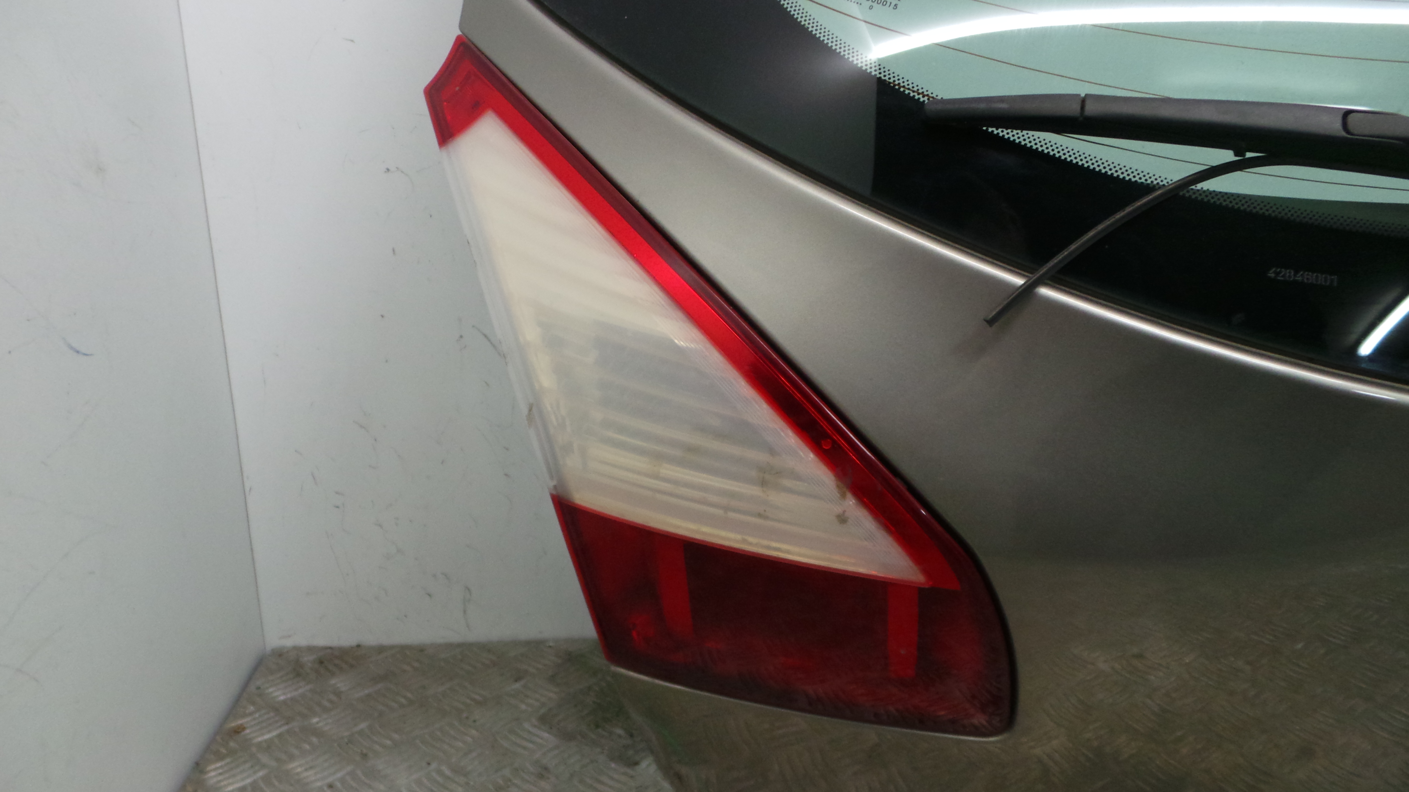 Farolim Mala trás Esq  265550009R - RENAULT MEGANE III Hatchback (BZ0/1_, B3_)-36160549