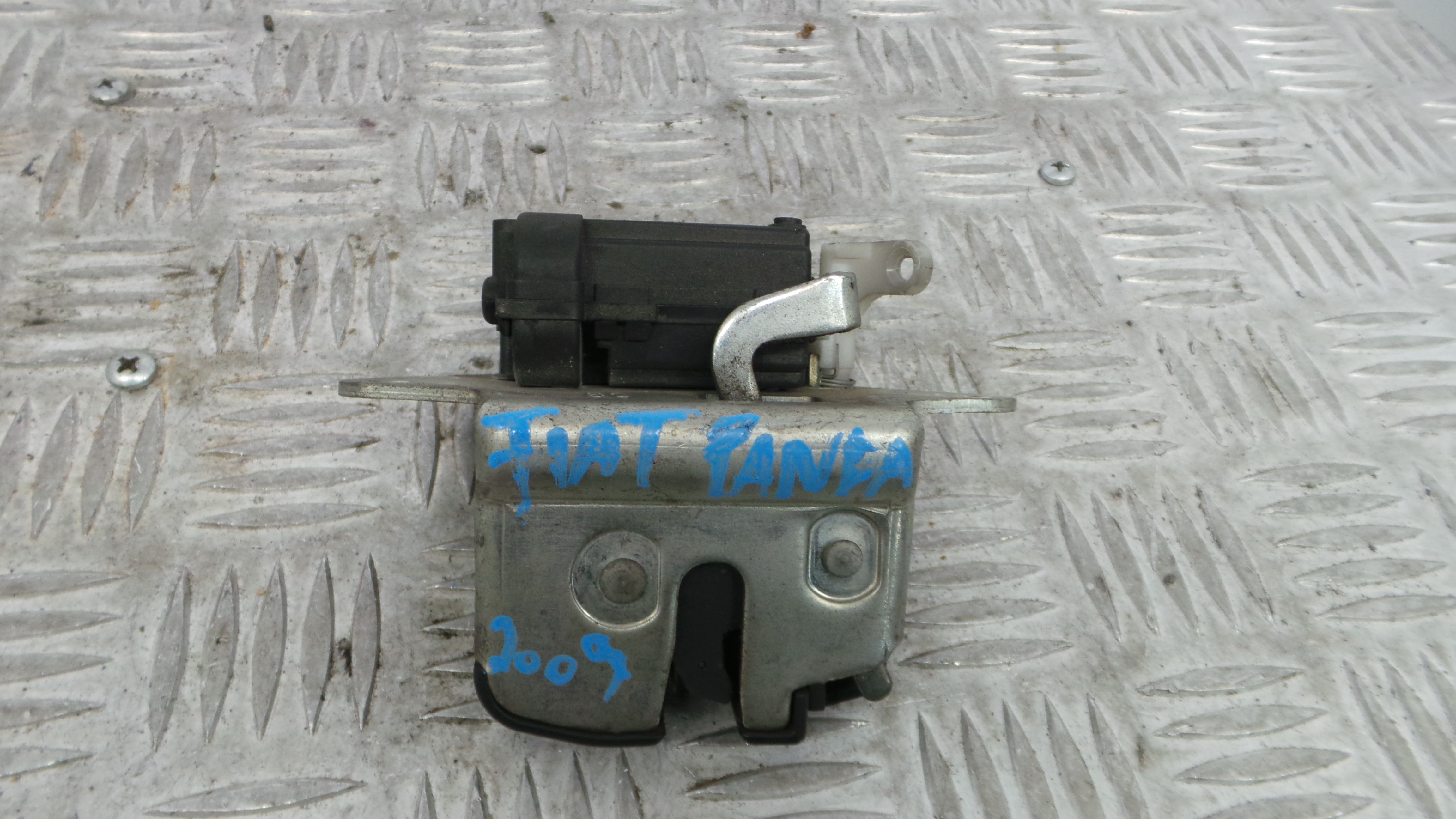 Fecho Mala 0000051796135 - FIAT PANDA (169_), PANDA / PANDA CLASSIC (169_)-36206053 Fecho Mala 0000051796135 - FIAT PANDA (169_), PANDA / PANDA CLASSIC (169_)-36206053