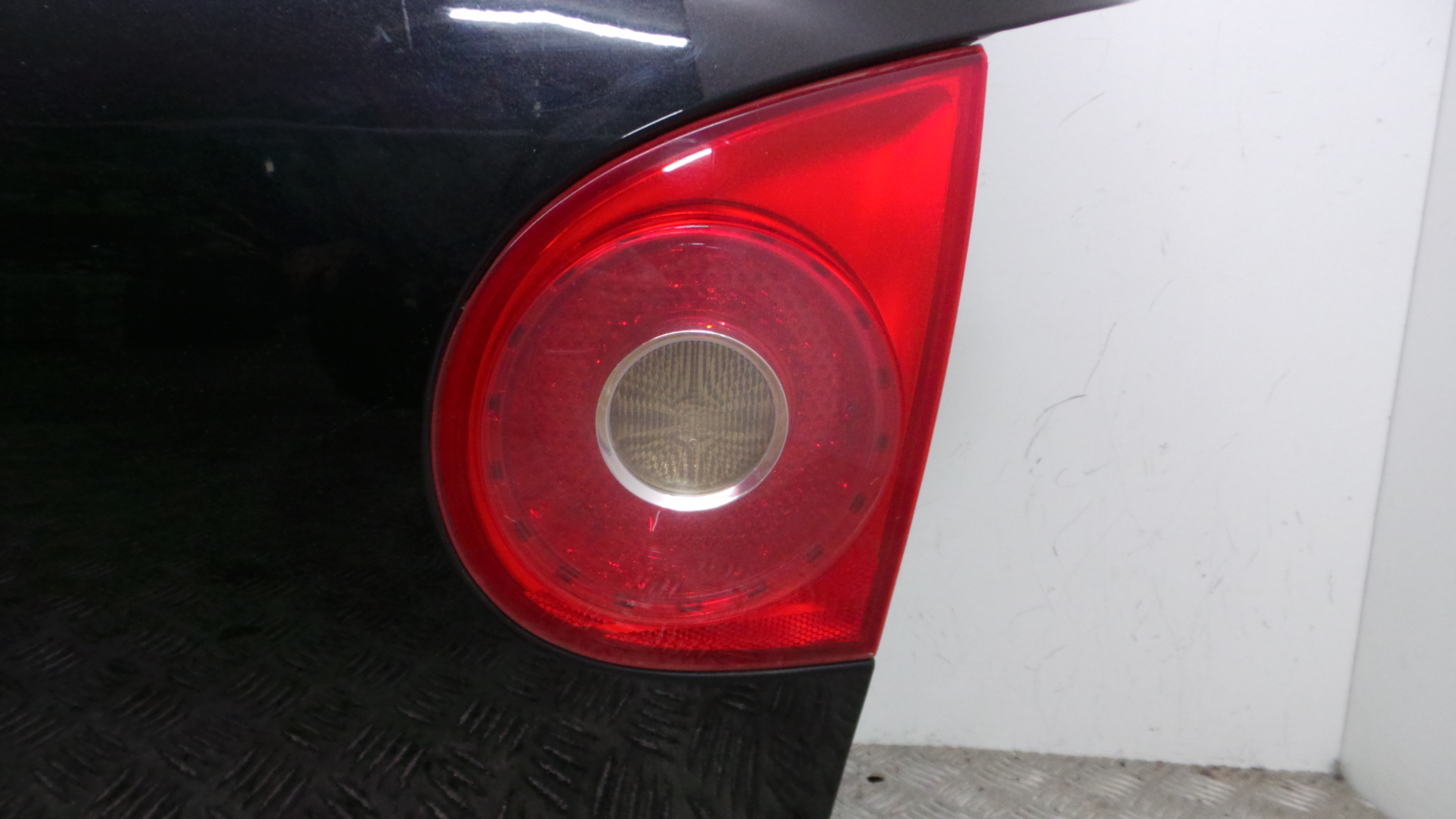 Farolim Mala Trás Dto  - VW GOLF V (1K1)-36160717