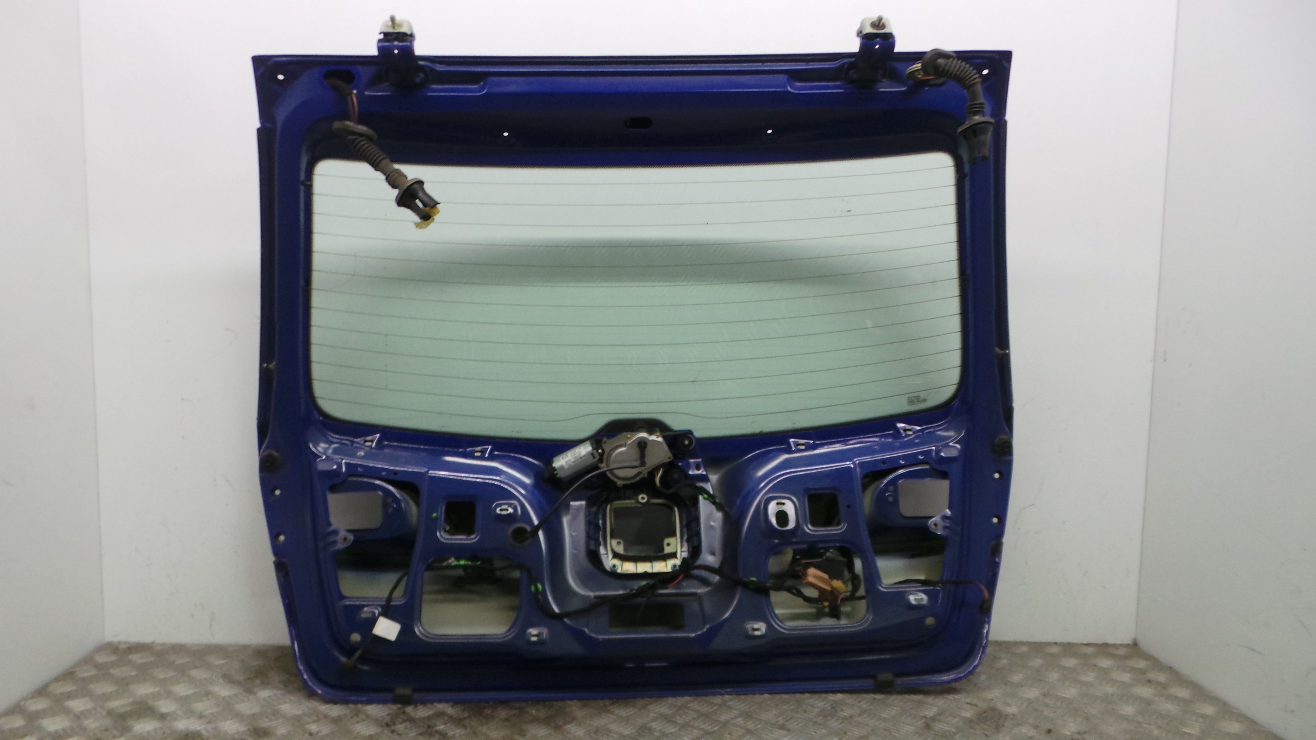 Tampa da Mala 6L6827024B - SEAT IBIZA III (6L1), IBIZA Mk III (6L1)-36160720