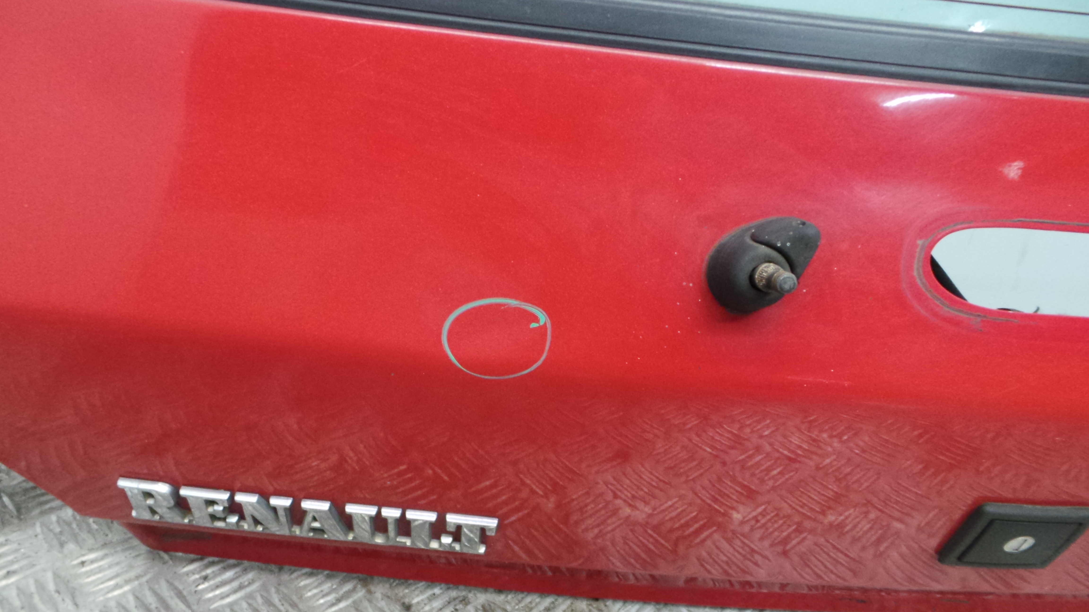 Tampa da Mala 7751465409 - RENAULT CLIO I (B/C57_, 5/357_)-36185086