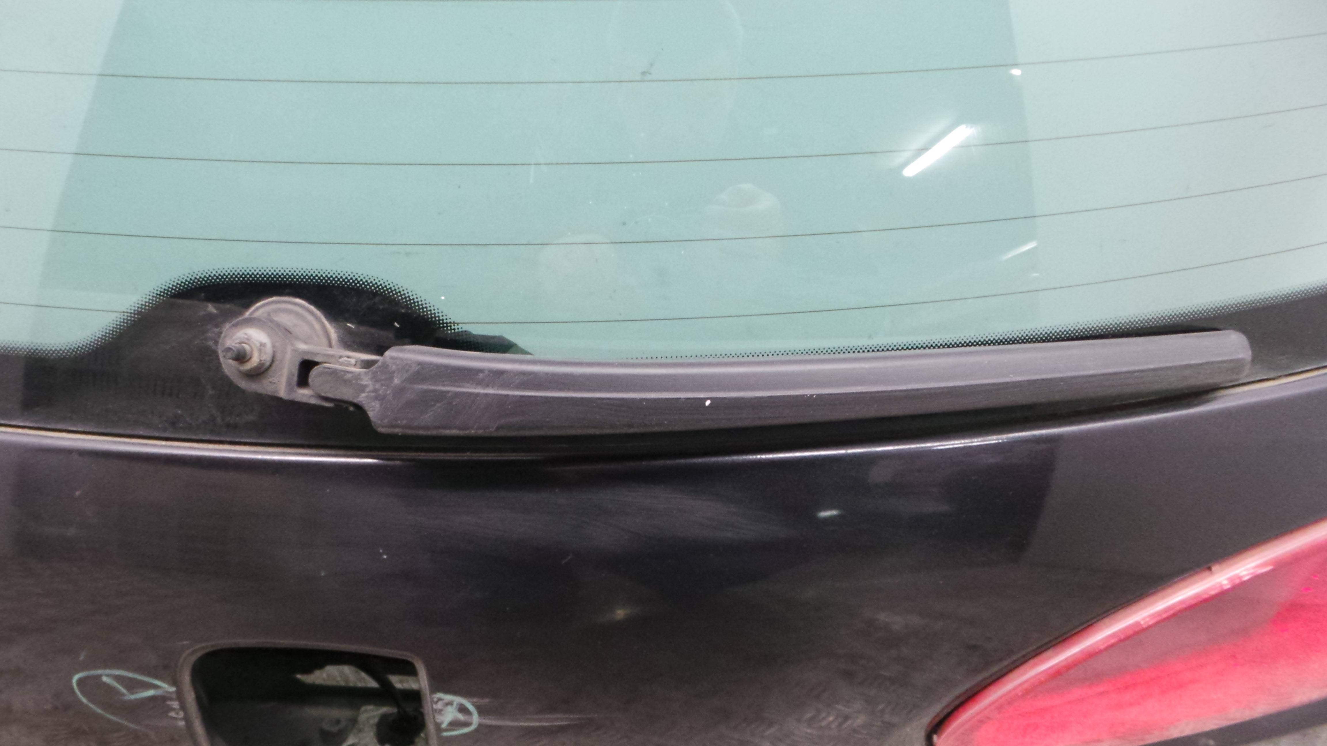 Braço Do Limpa-vidros 5P5955707A - SEAT LEON (1P1)-36186789 Braço Do Limpa-vidros 5P5955707A - SEAT LEON (1P1)-36186789