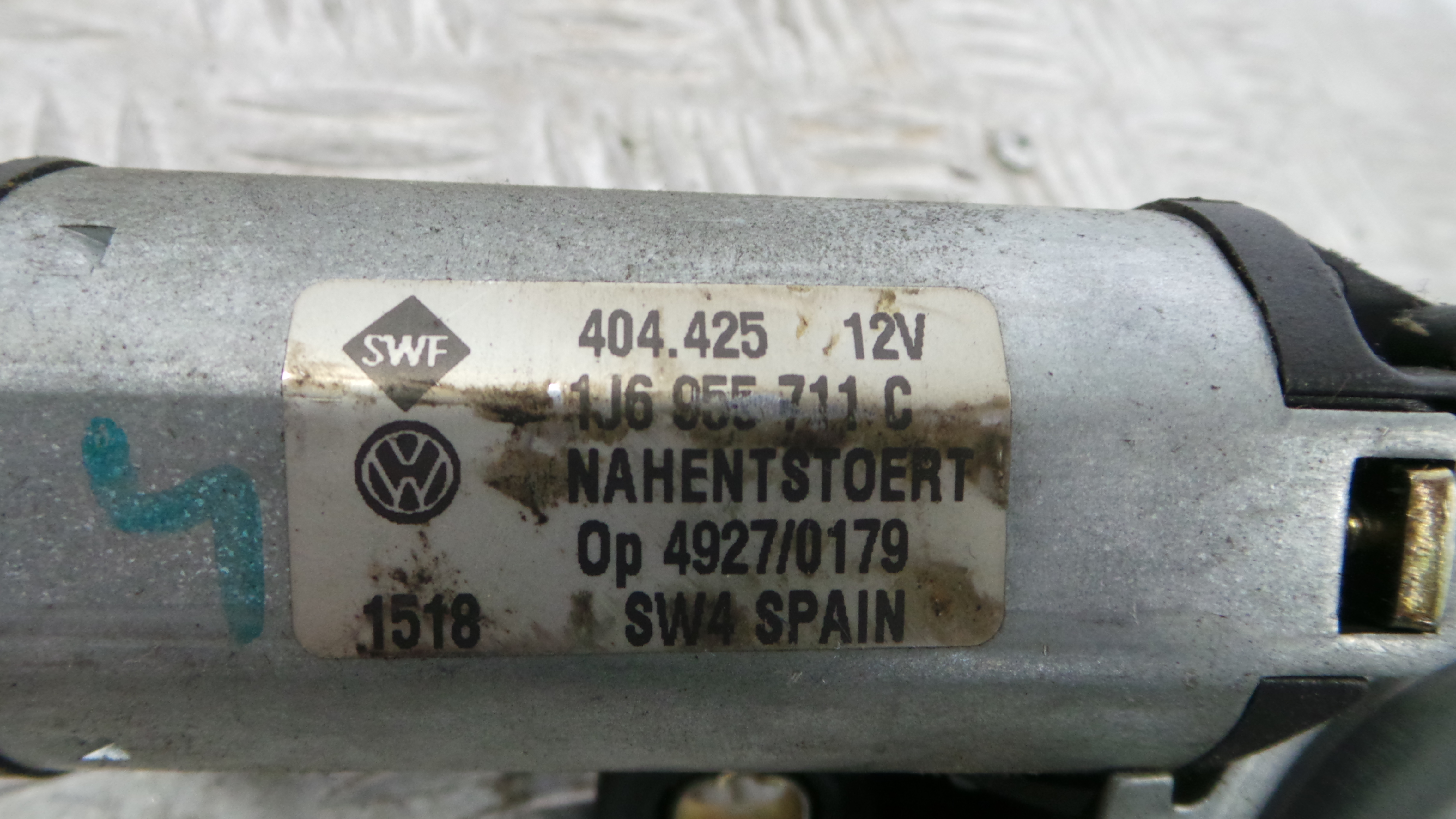 Motor Limpa Vidros Trás 1J6955711C - SKODA OCTAVIA II Combi (1Z5)-36593354