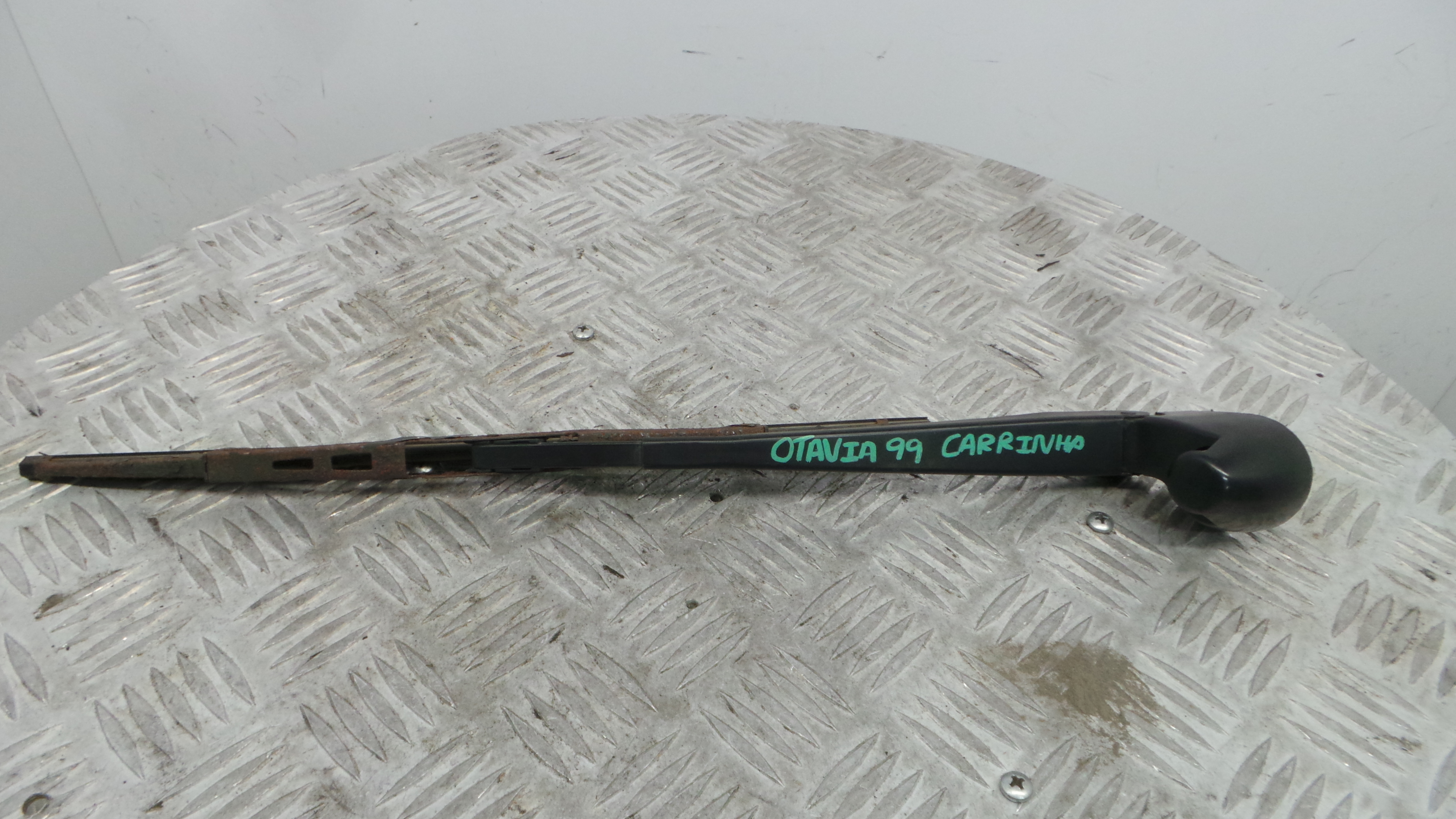 Braço Traseiro Para Brisas 1U9955707B - SKODA OCTAVIA II Combi (1Z5)-36593351 Braço Traseiro Para Brisas 1U9955707B - SKODA OCTAVIA II Combi (1Z5)-36593351