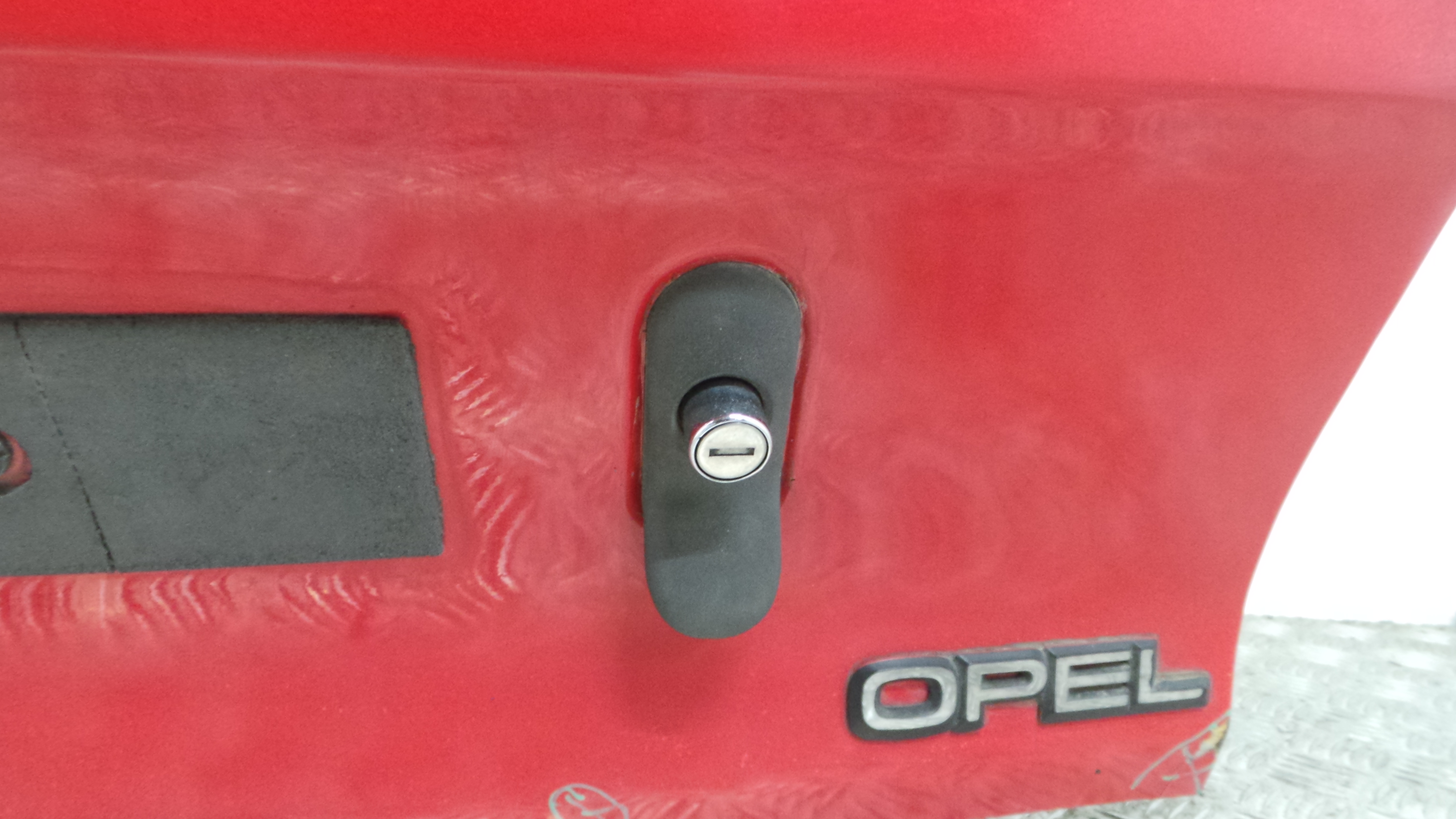 Puxador Exterior da Tampa da Mala 90426197 - OPEL ASTRA F Hatchback (T92)-36187522