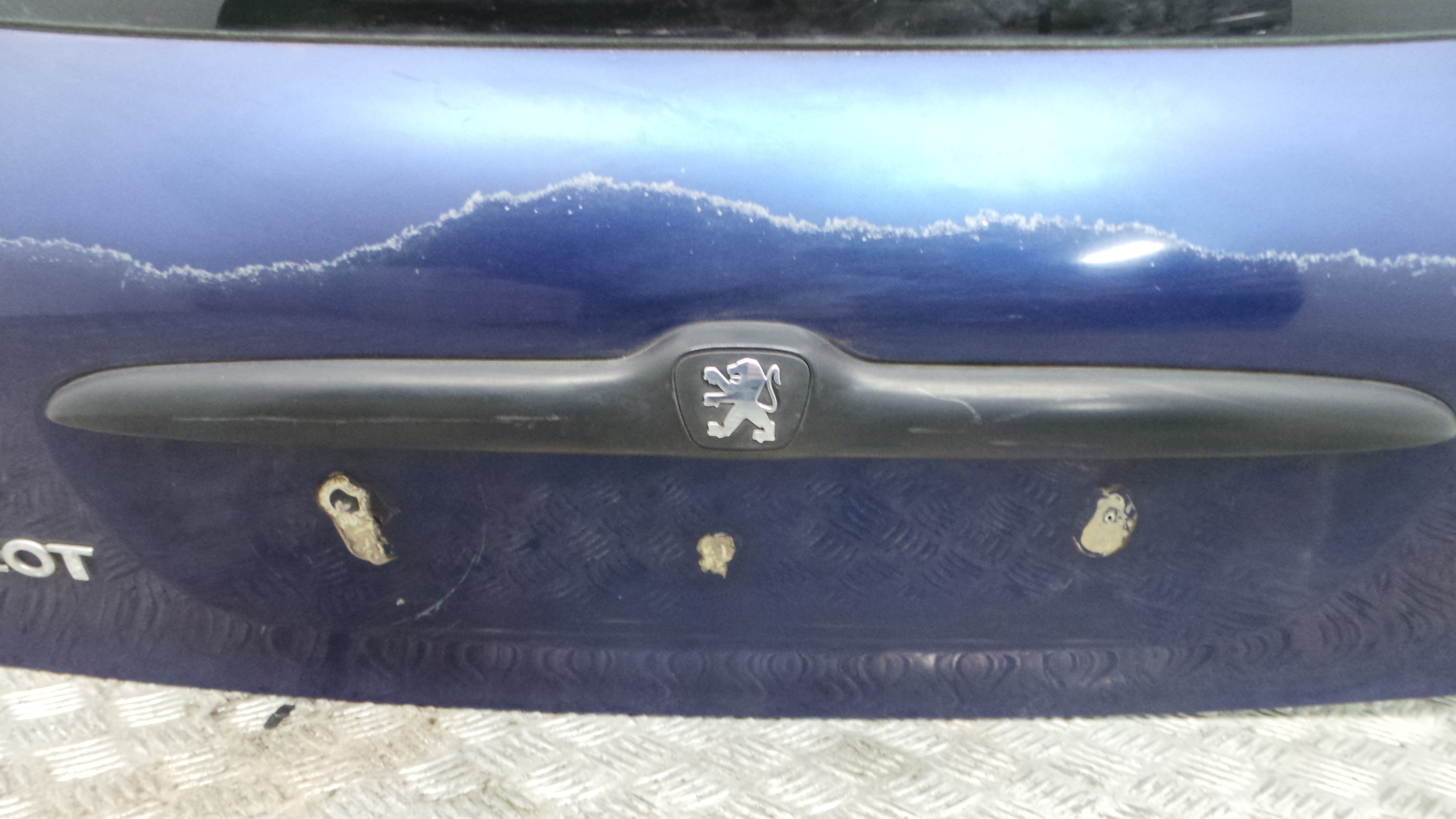 Puxador Exterior da Tampa da Mala  - PEUGEOT 206 Hatchback (2A/C)-36187538