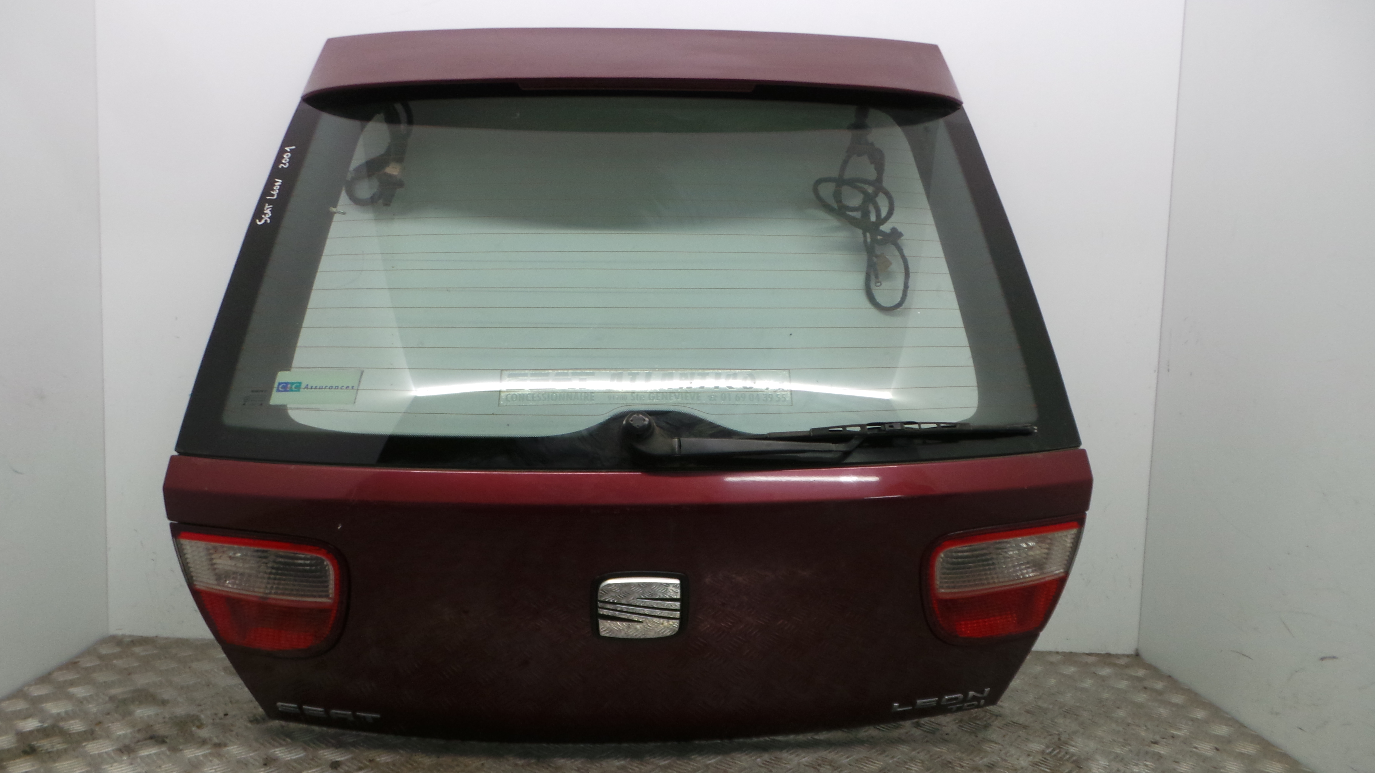 Tampa da Mala 1M6827025J - SEAT LEON (1M1)-36187610 Tampa da Mala 1M6827025J - SEAT LEON (1M1)-36187610