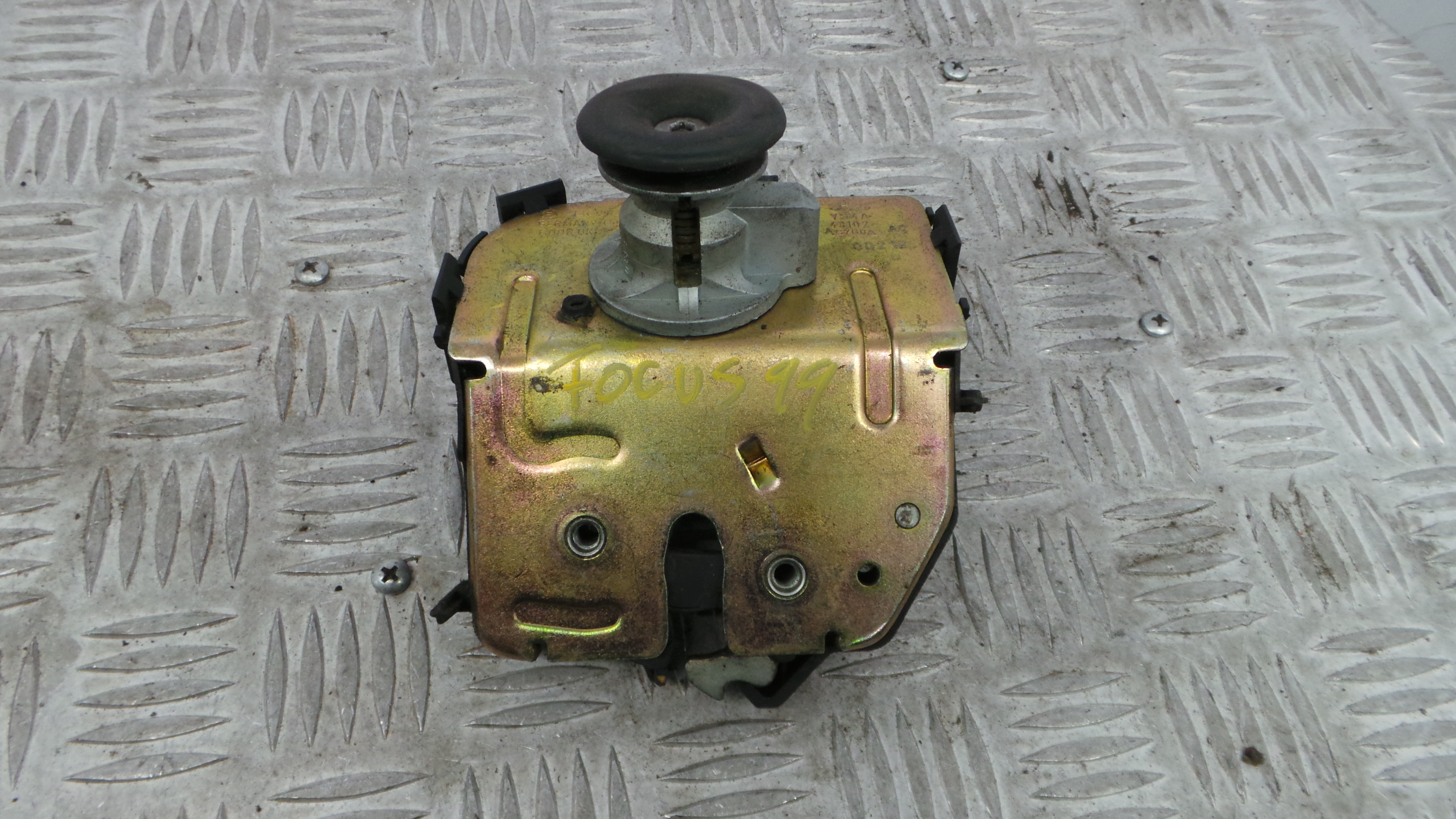 Fecho Mala  YS4A-43102-AC - FORD FOCUS I (DAW, DBW)-36636334 Fecho Mala  YS4A-43102-AC - FORD FOCUS I (DAW, DBW)-36636334
