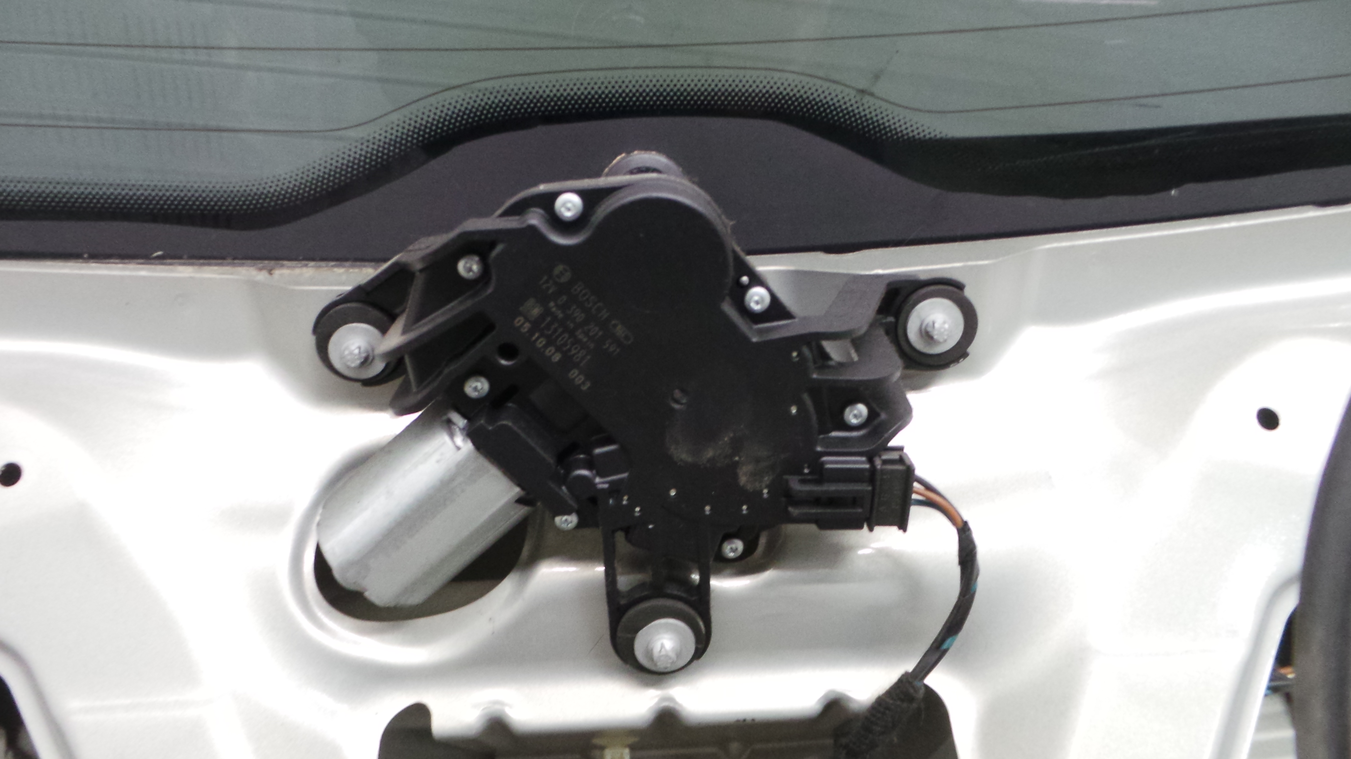 Motor Limpa Vidros Trás 13105981 - OPEL ASTRA H (A04)-36187677