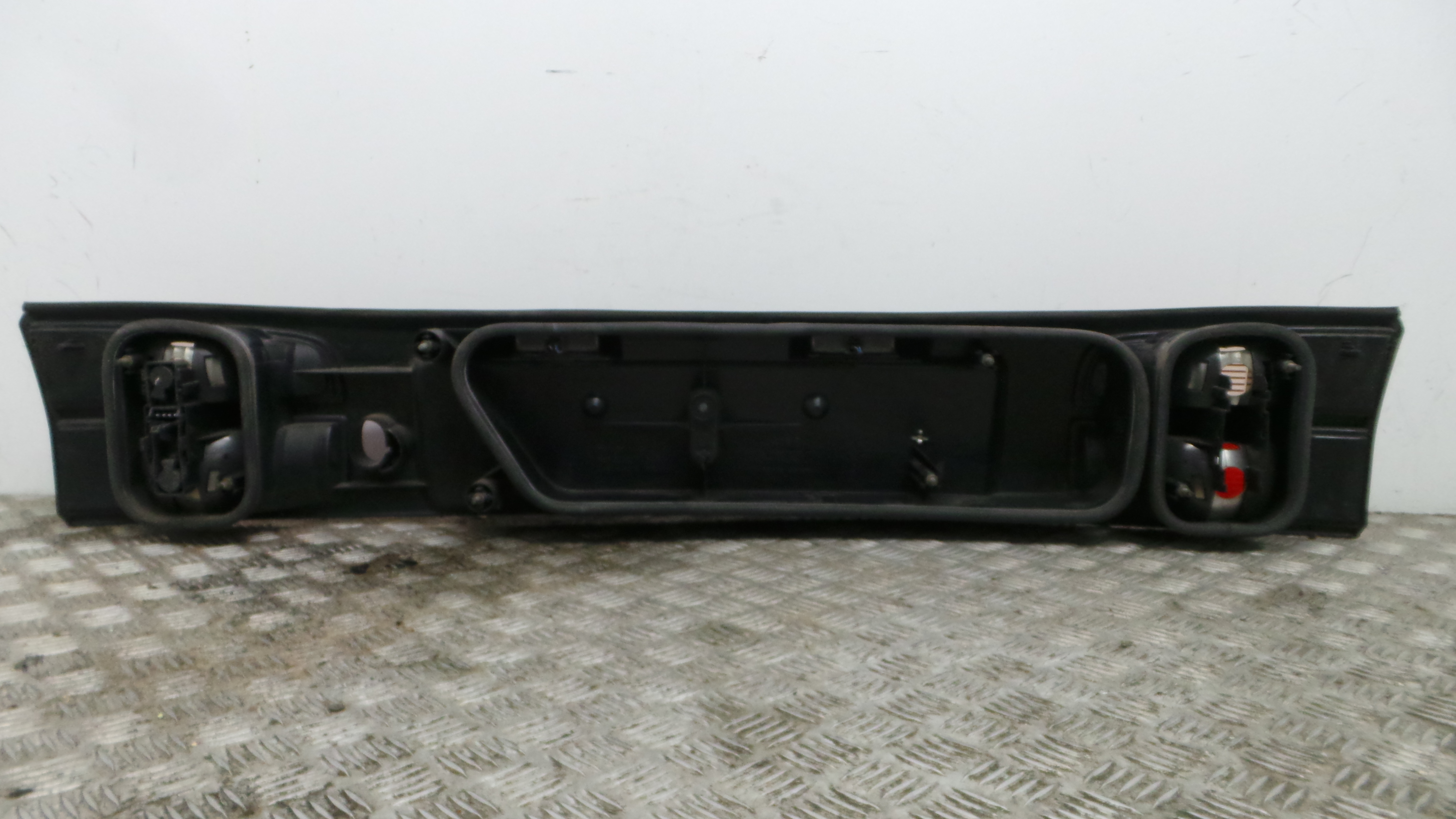 Puxador Exterior da Tampa da Mala 7700420119 - RENAULT LAGUNA I (B56_, 556_)-36187736