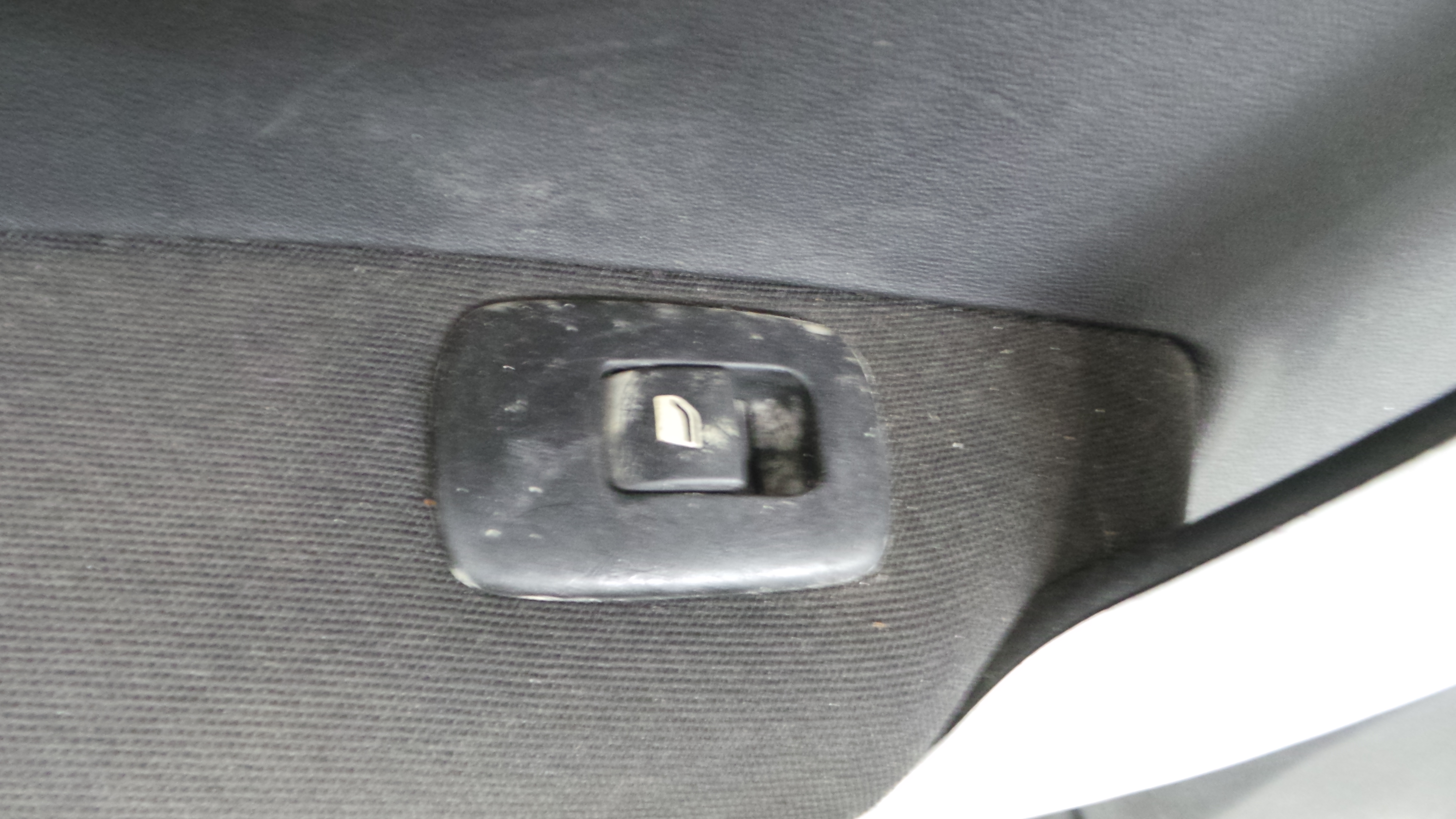 Interruptor / Comando Elevador Vidro Trás Esq  - CITROËN C3 II (SC_)-36187762