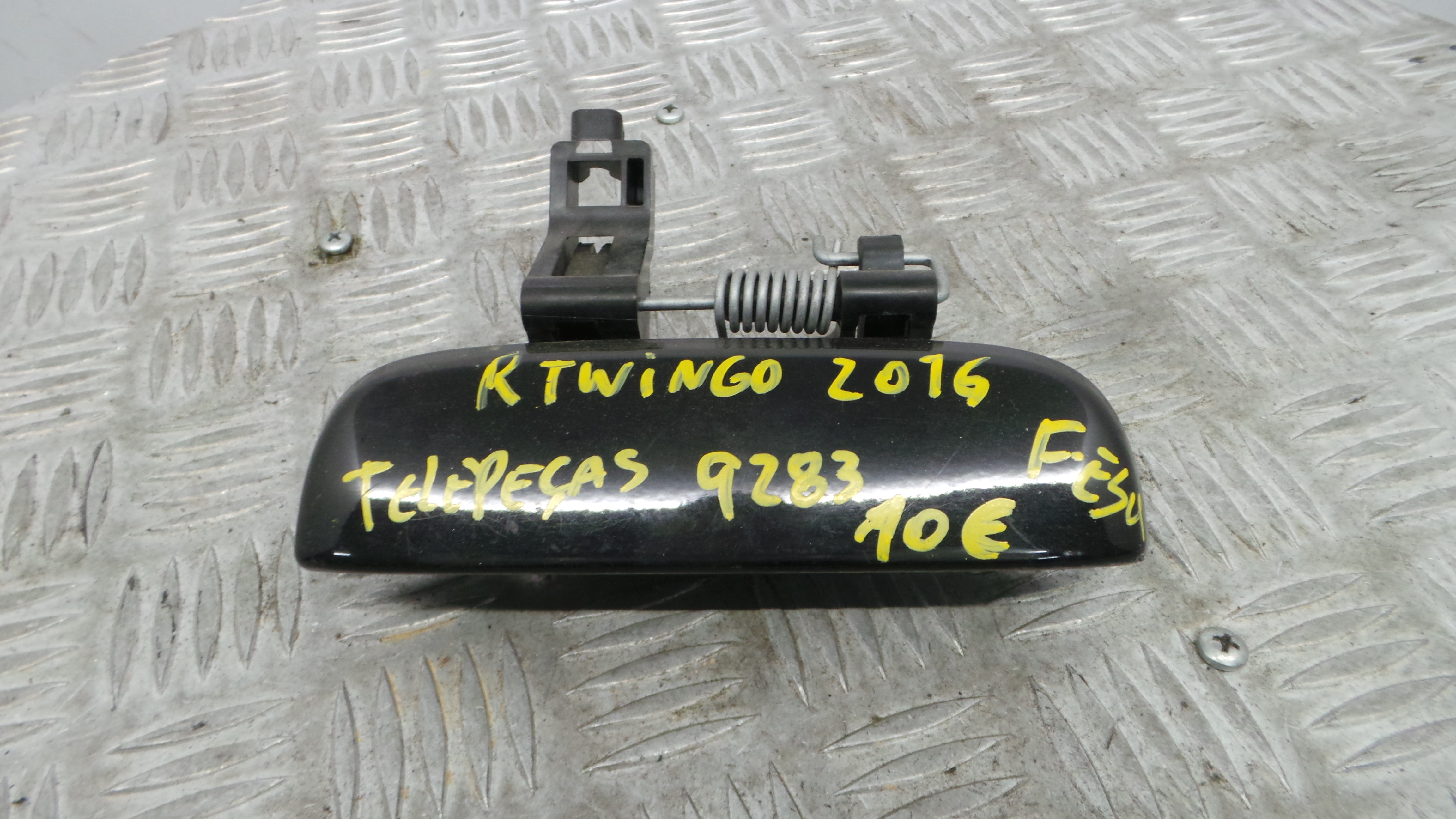 Puxador Exterior Frente Esquerdo 806075835R - RENAULT TWINGO III (BCM_, BCA_)-36920815