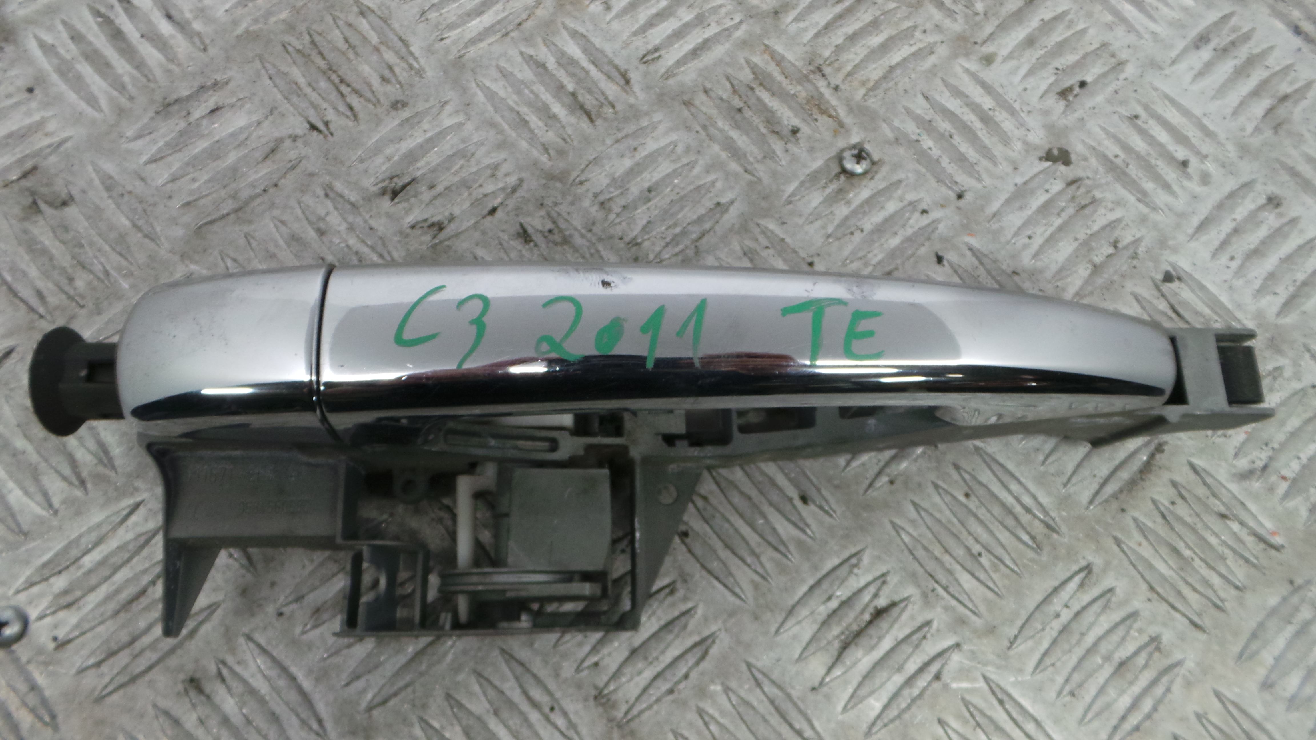 Puxador Exterior Trás esquerdo 9684560080 - CITROËN C3 II (SC_)-36447957 Puxador Exterior Trás esquerdo 9684560080 - CITROËN C3 II (SC_)-36447957