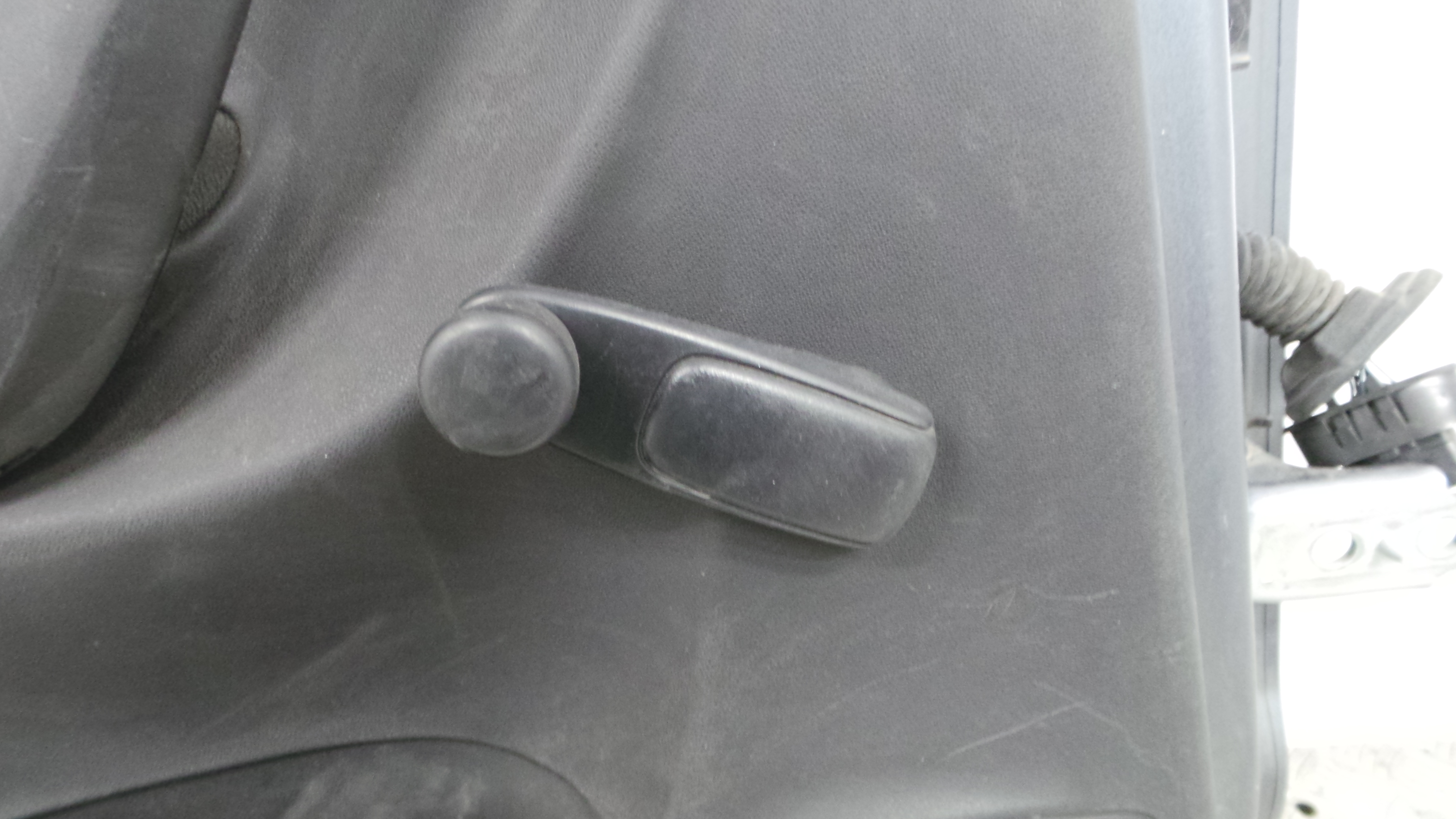 Manivela do Vidro Traseiro Esquerdo 00009240H7 - CITROËN C3 II (SC_)-36191501