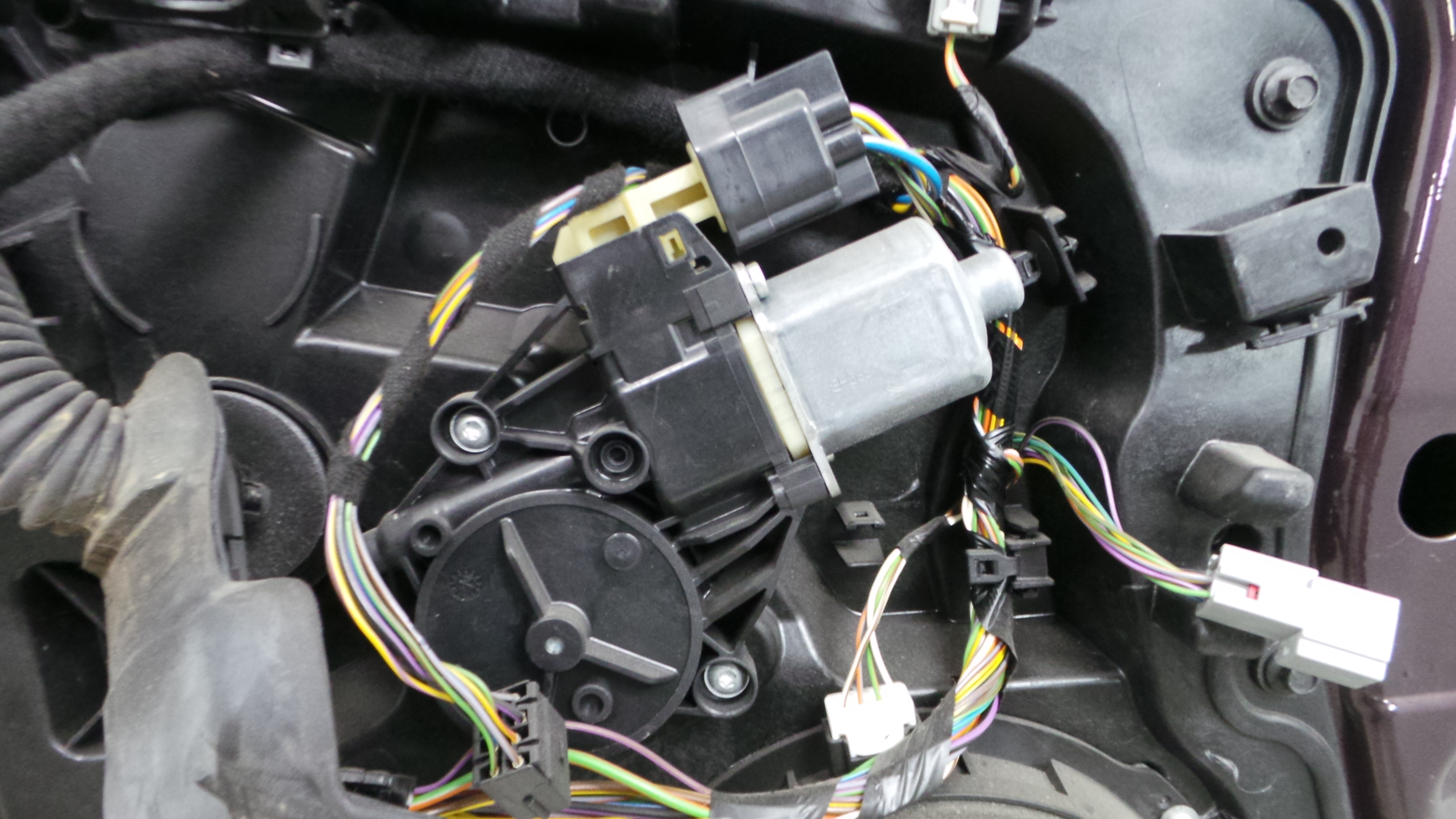 Elevador Frente Esq 8A61-14A389-B - FORD FIESTA VI (CB1, CCN)-36192080