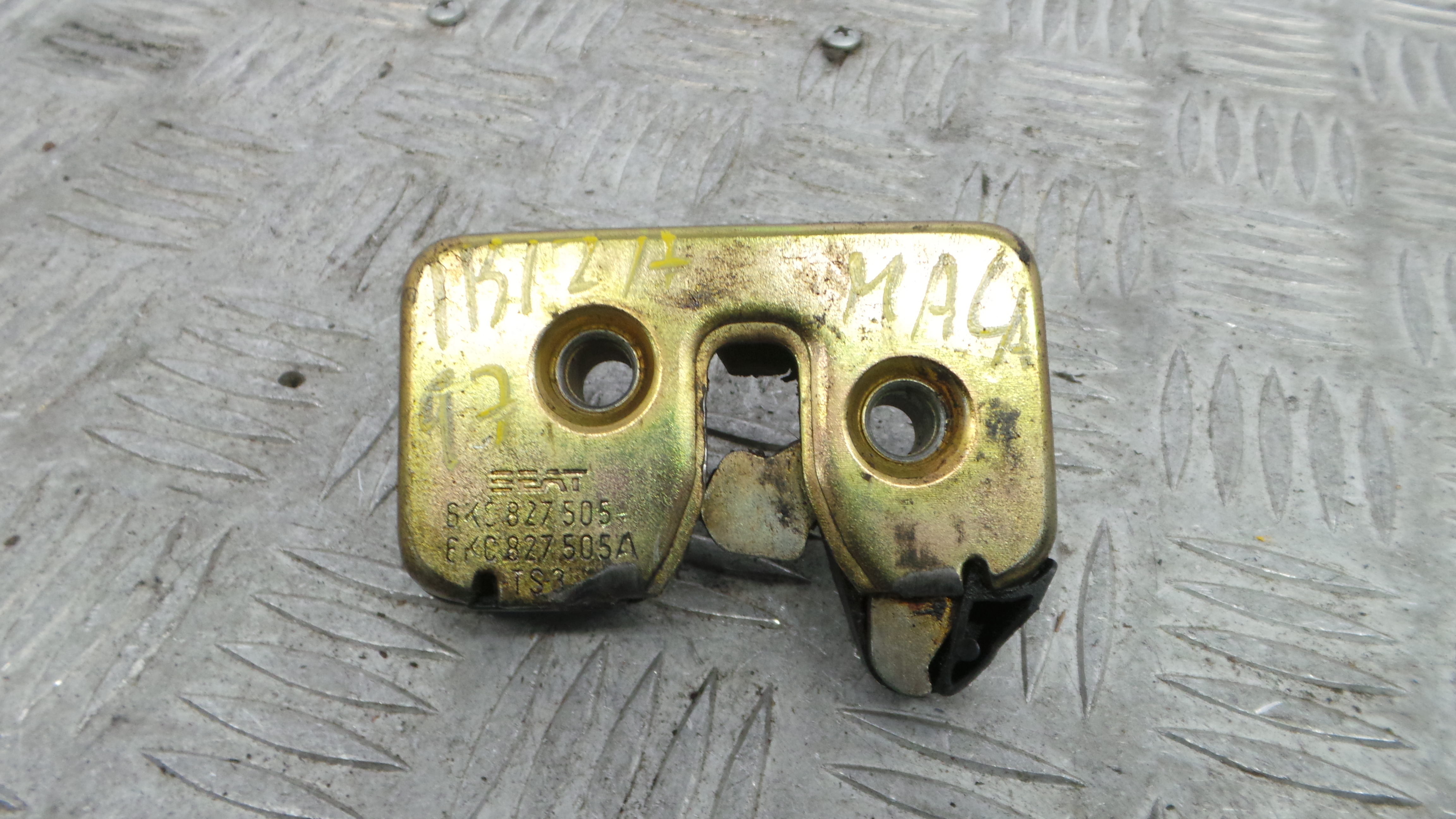 Fecho Mala  6K0827505A - SEAT IBIZA II (6K1), IBIZA Mk II (6K1)-38061484