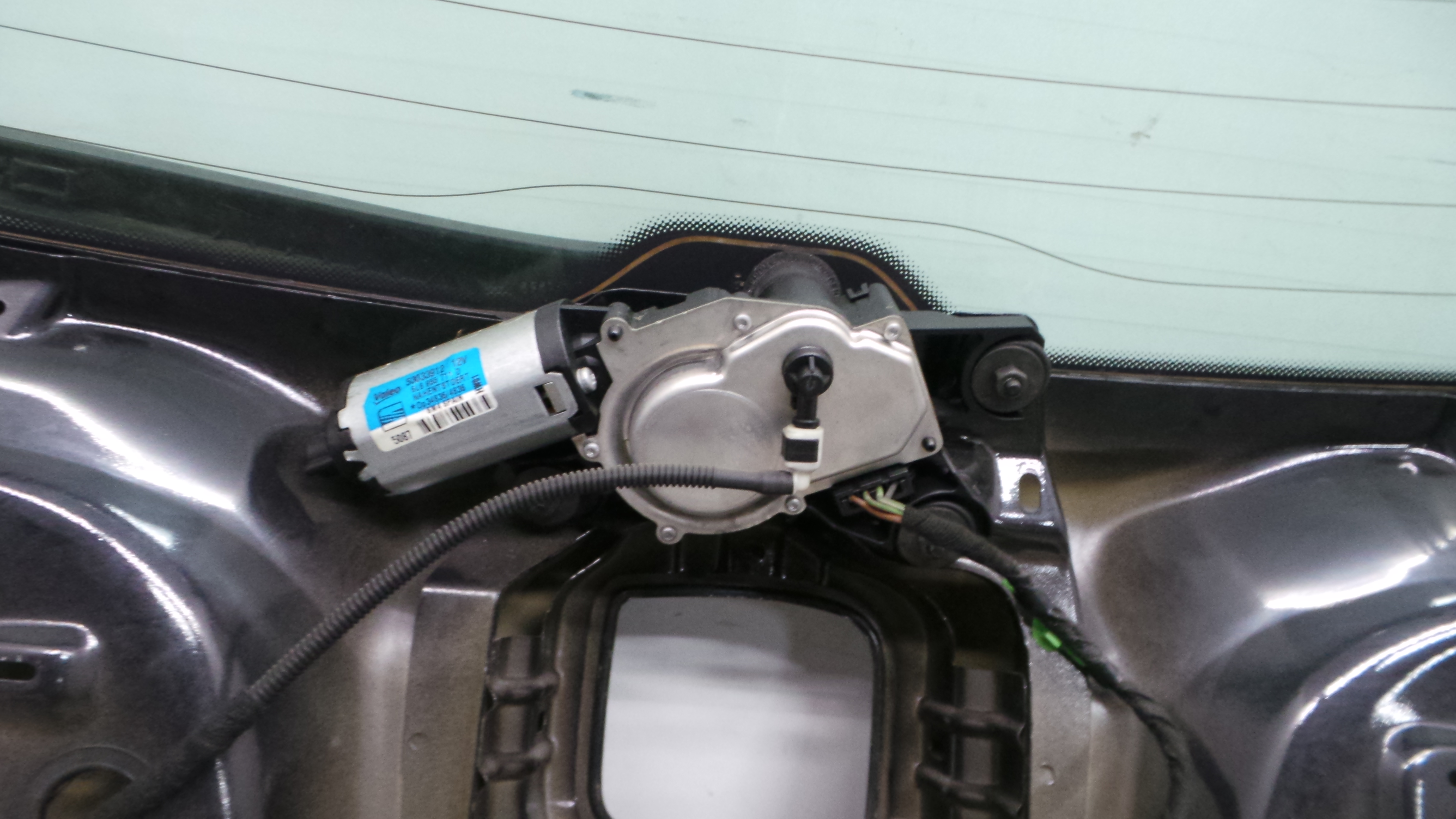 Motor Limpa Vidros Trás 6L6955711D - SEAT IBIZA IV (6J5, 6P1), IBIZA Mk IV (6J5, 6P1)-36192744