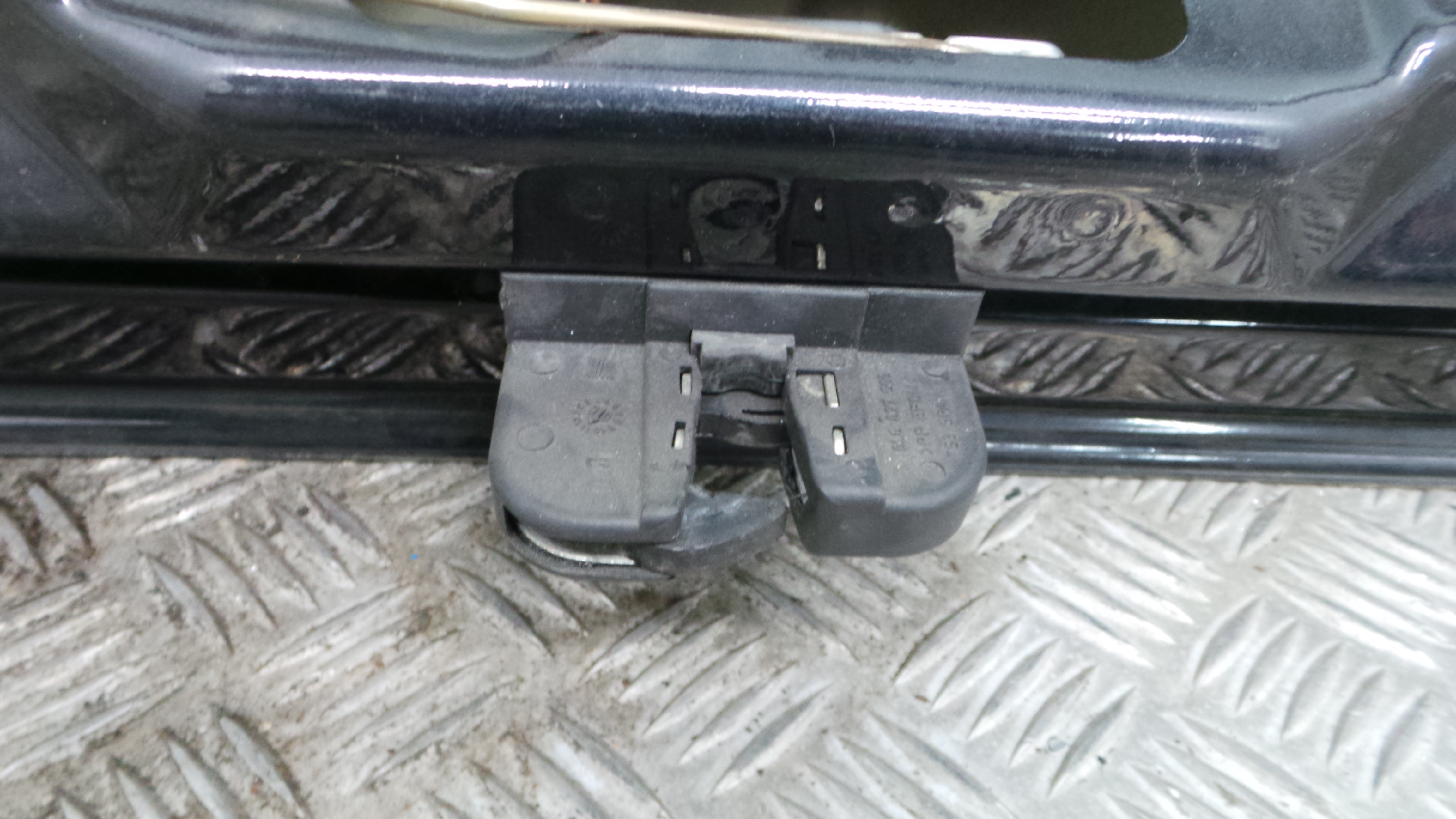 Fecho Mala 6J4827505E - SEAT IBIZA IV (6J5, 6P1), IBIZA Mk IV (6J5, 6P1)-36192746 Fecho Mala 6J4827505E - SEAT IBIZA IV (6J5, 6P1), IBIZA Mk IV (6J5, 6P1)-36192746